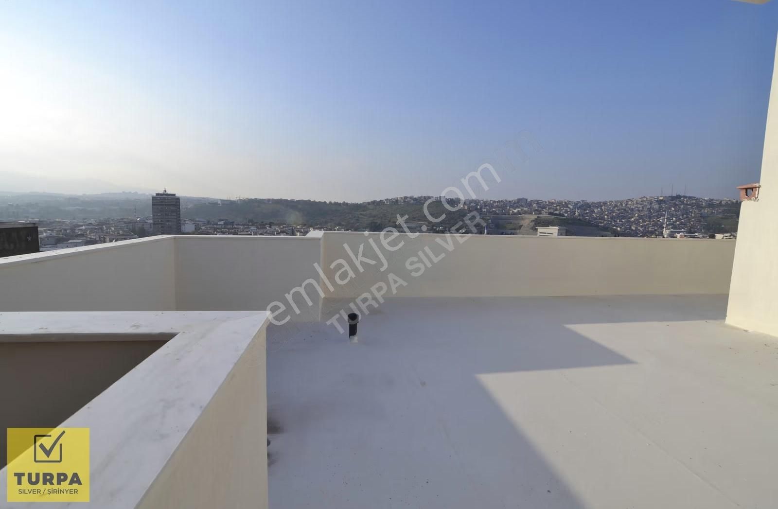 Teras Manzaralı Şirinyer İzbana Yakın Yatırımlık 1+1 - Görsel 4