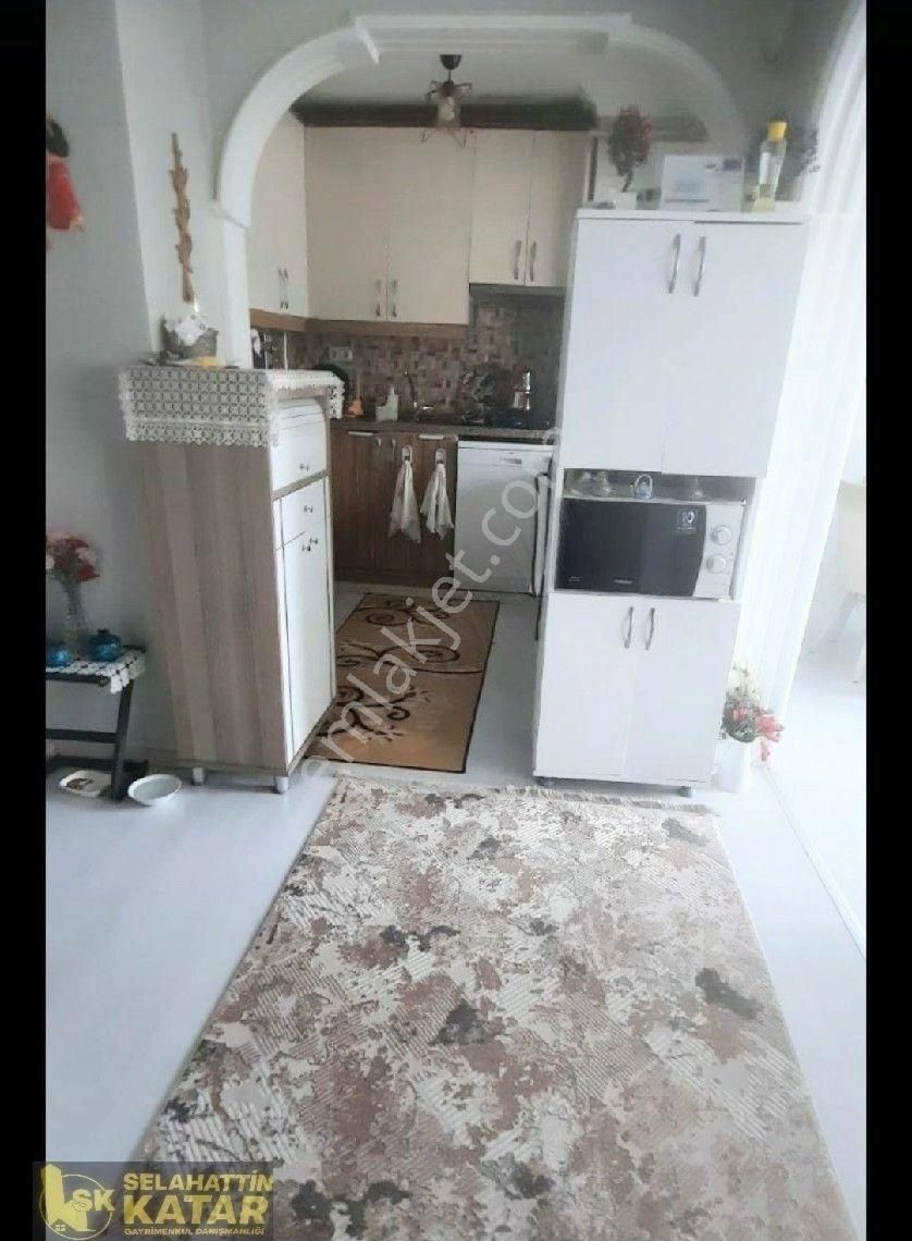 Setbaşıüstü Sakaldöken Cadde Üzeri 2+1.95m.2.kat.kombili. Daire - Görsel 6