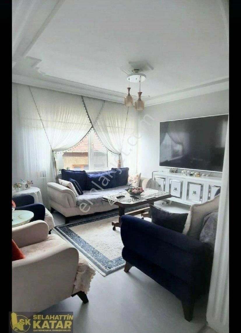 Setbaşıüstü Sakaldöken Cadde Üzeri 2+1.95m.2.kat.kombili. Daire - Görsel 8