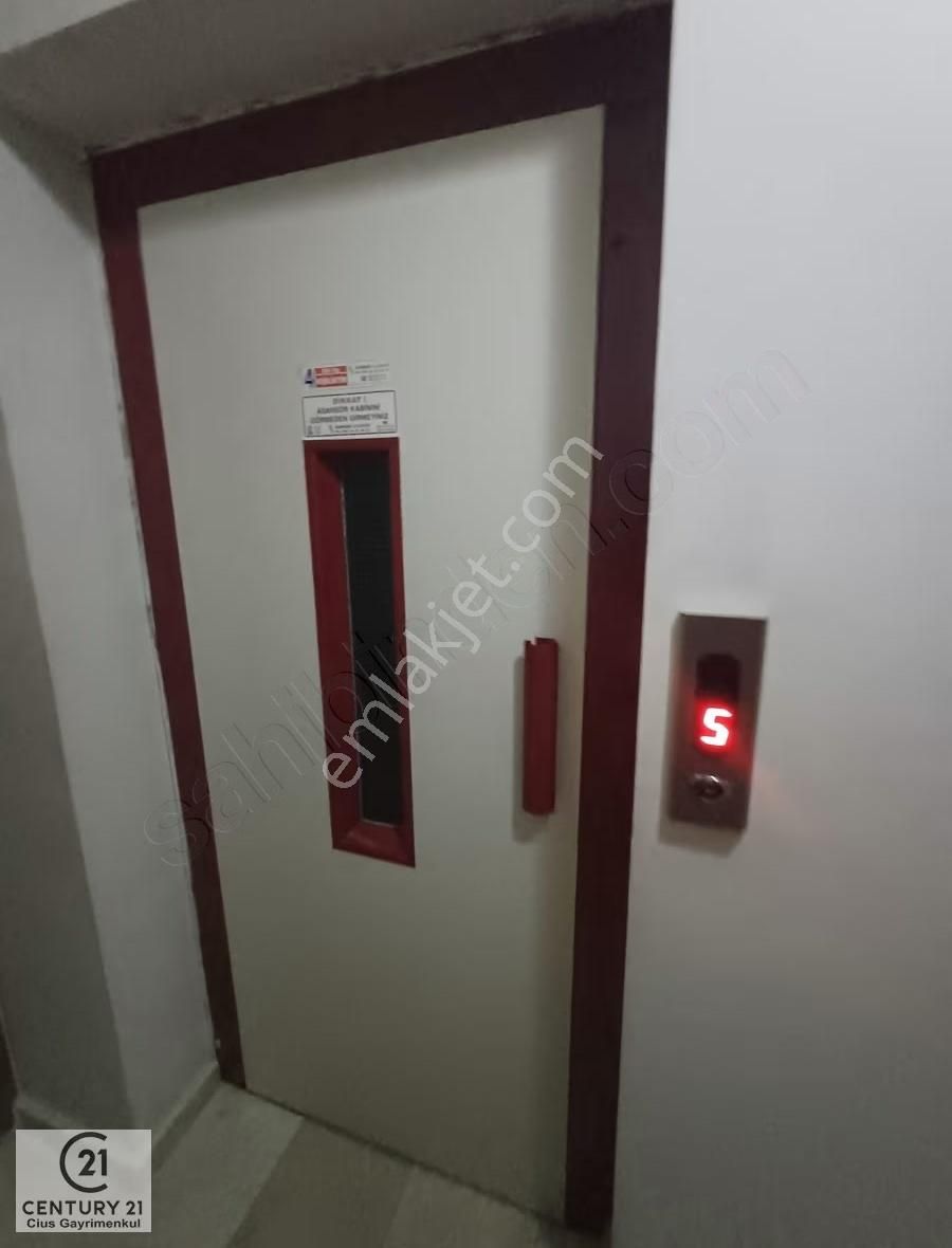 C21 Cius; Osmaniye'de 3+1 Yeni Binada Geniş Kiralık Daire - Görsel 2