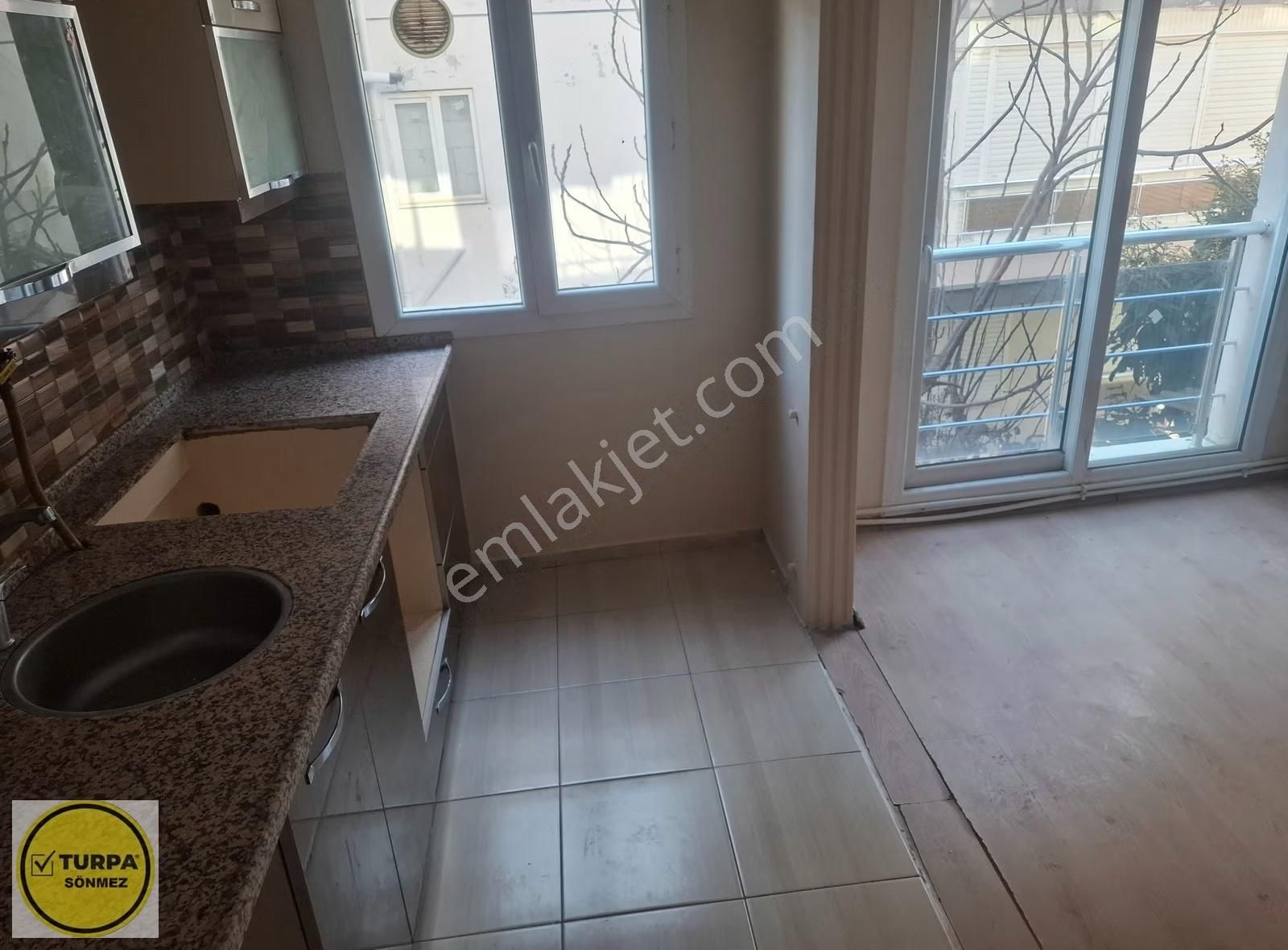 Menderes İlköğretim Okulu Yanı Satılık Arakat Daire - Görsel 29