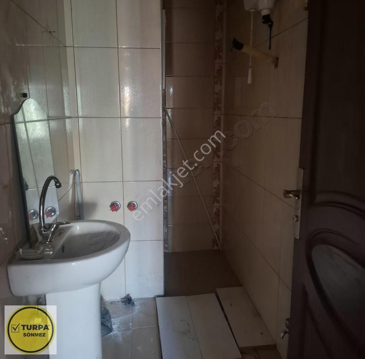 Menderes İlköğretim Okulu Yanı Satılık Arakat Daire - Görsel 15