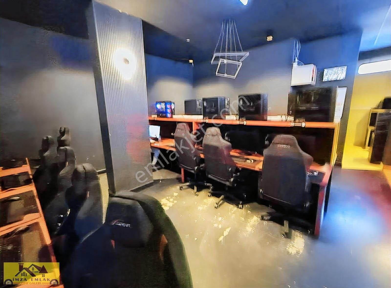 Alanya Merkezde Hazır Kiracılı İşlek Caddede Satılık Dükkan - Görsel 13