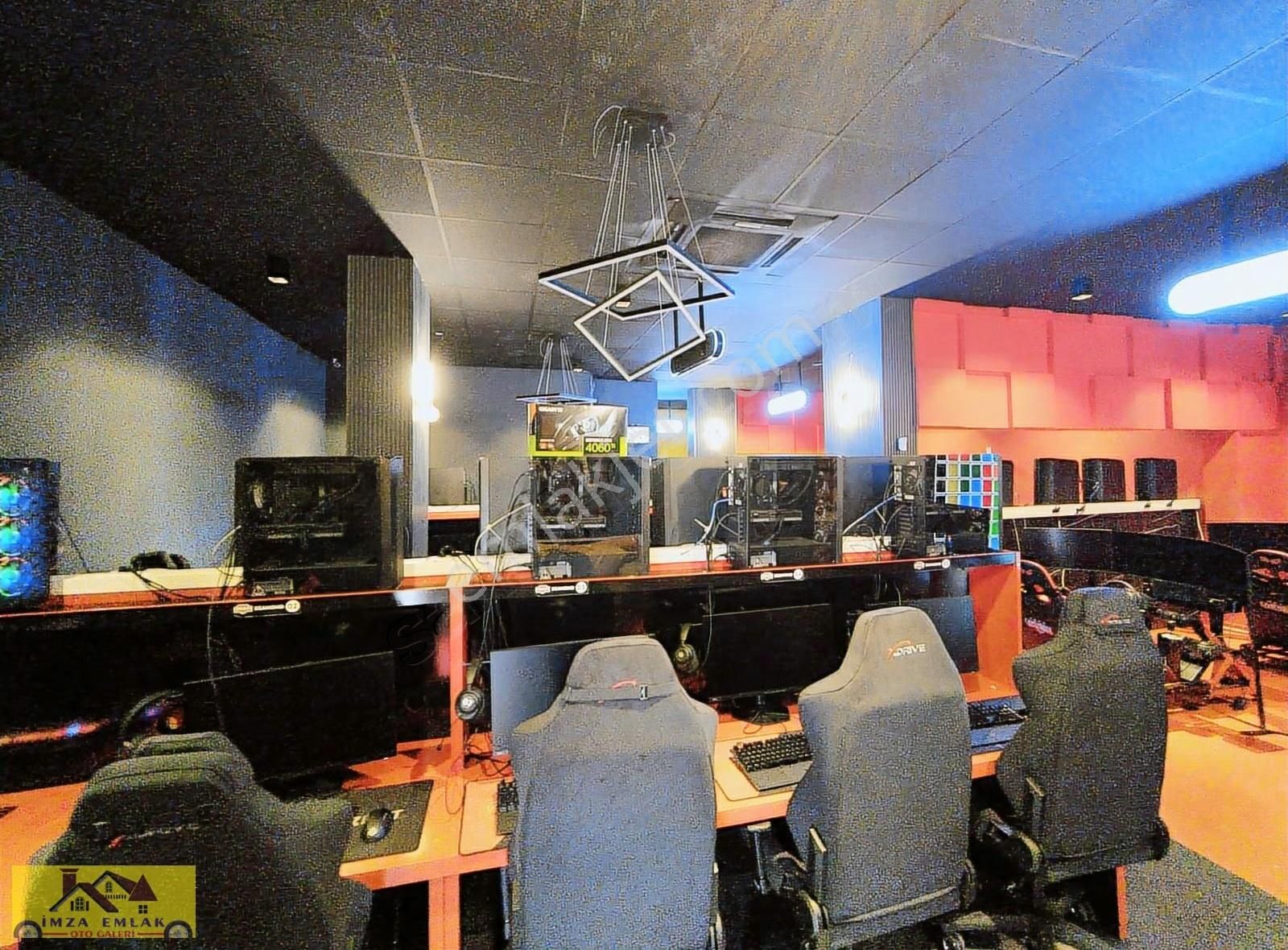 Alanya Merkezde Hazır Kiracılı İşlek Caddede Satılık Dükkan - Görsel 16