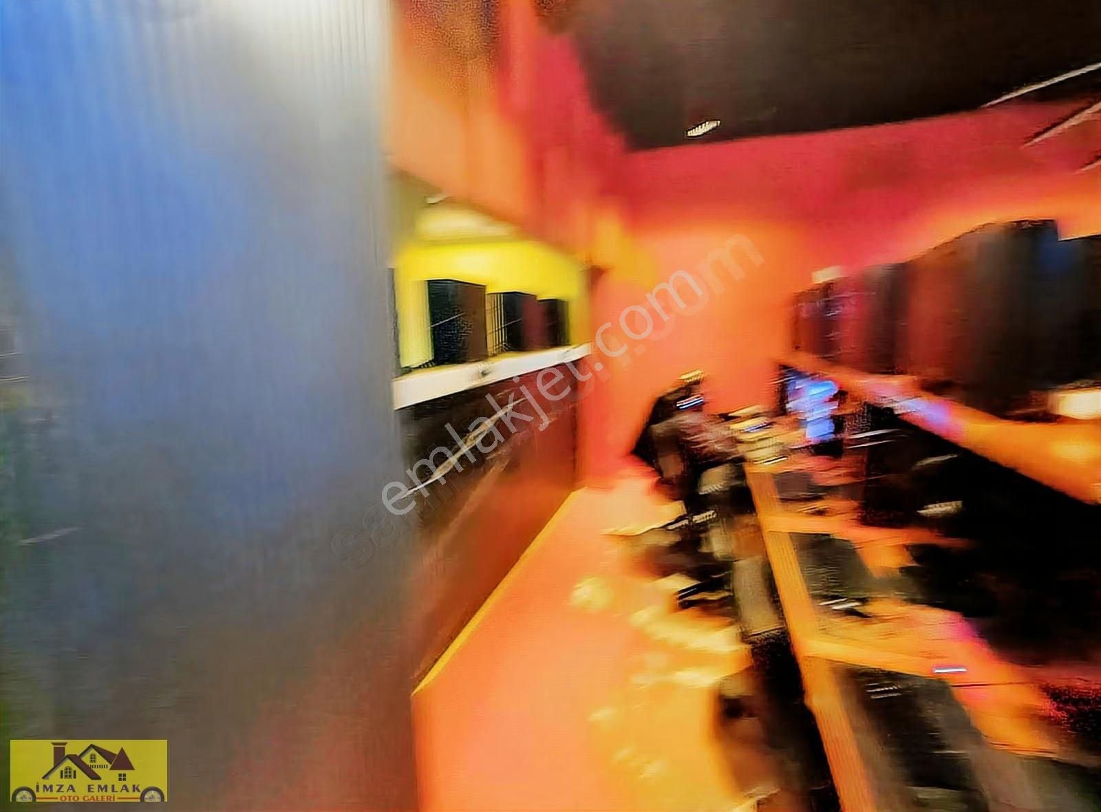 Alanya Merkezde Hazır Kiracılı İşlek Caddede Satılık Dükkan - Görsel 8
