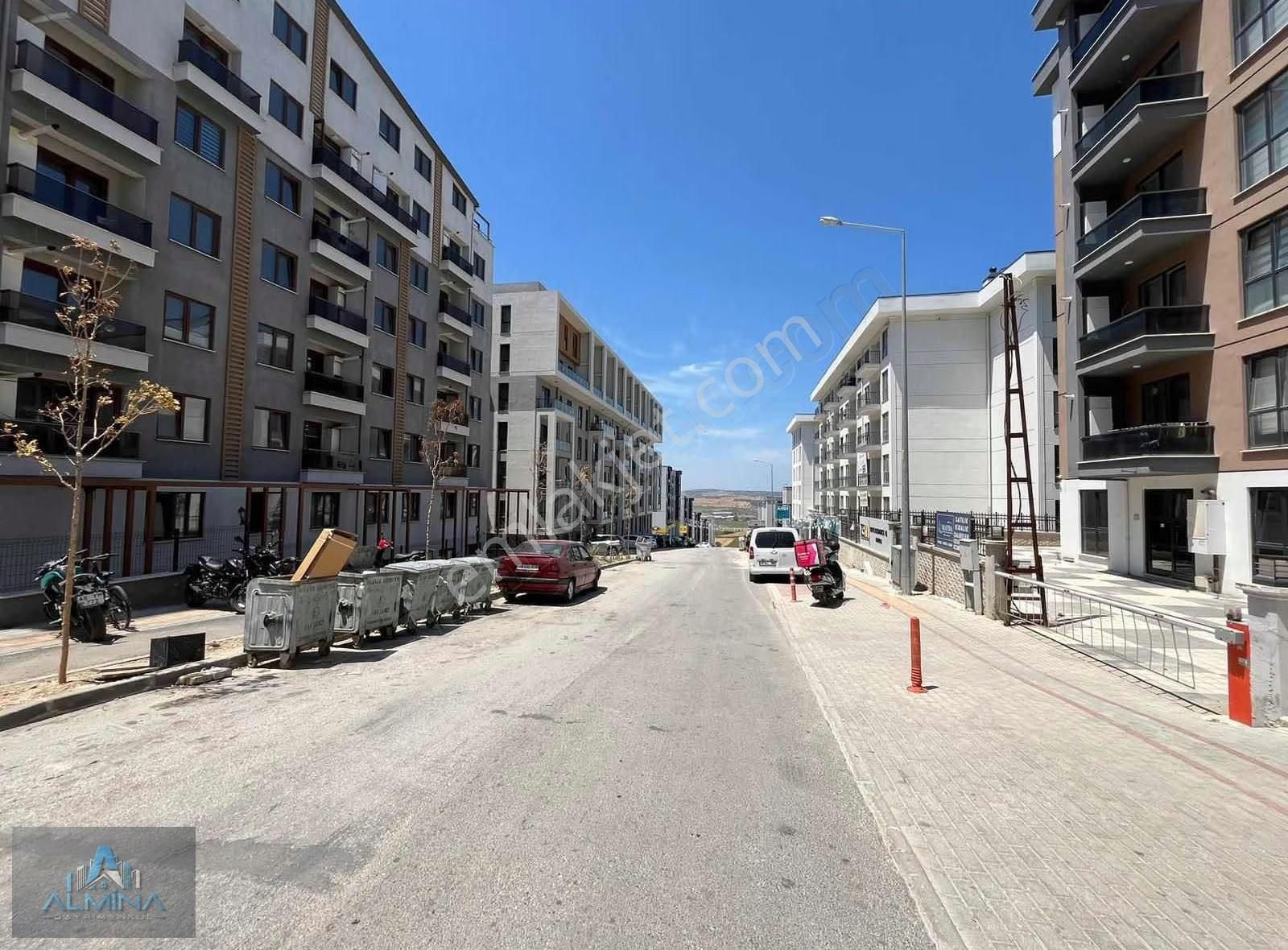Almina'dan Siteler Bölgesinde 2+1 Kiralık Daire - Görsel 16