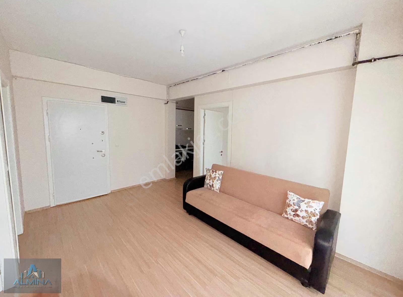 Almina'dan Ana Caddeye Yürme Mesafesinde Yatırımlık Daire - Görsel 18