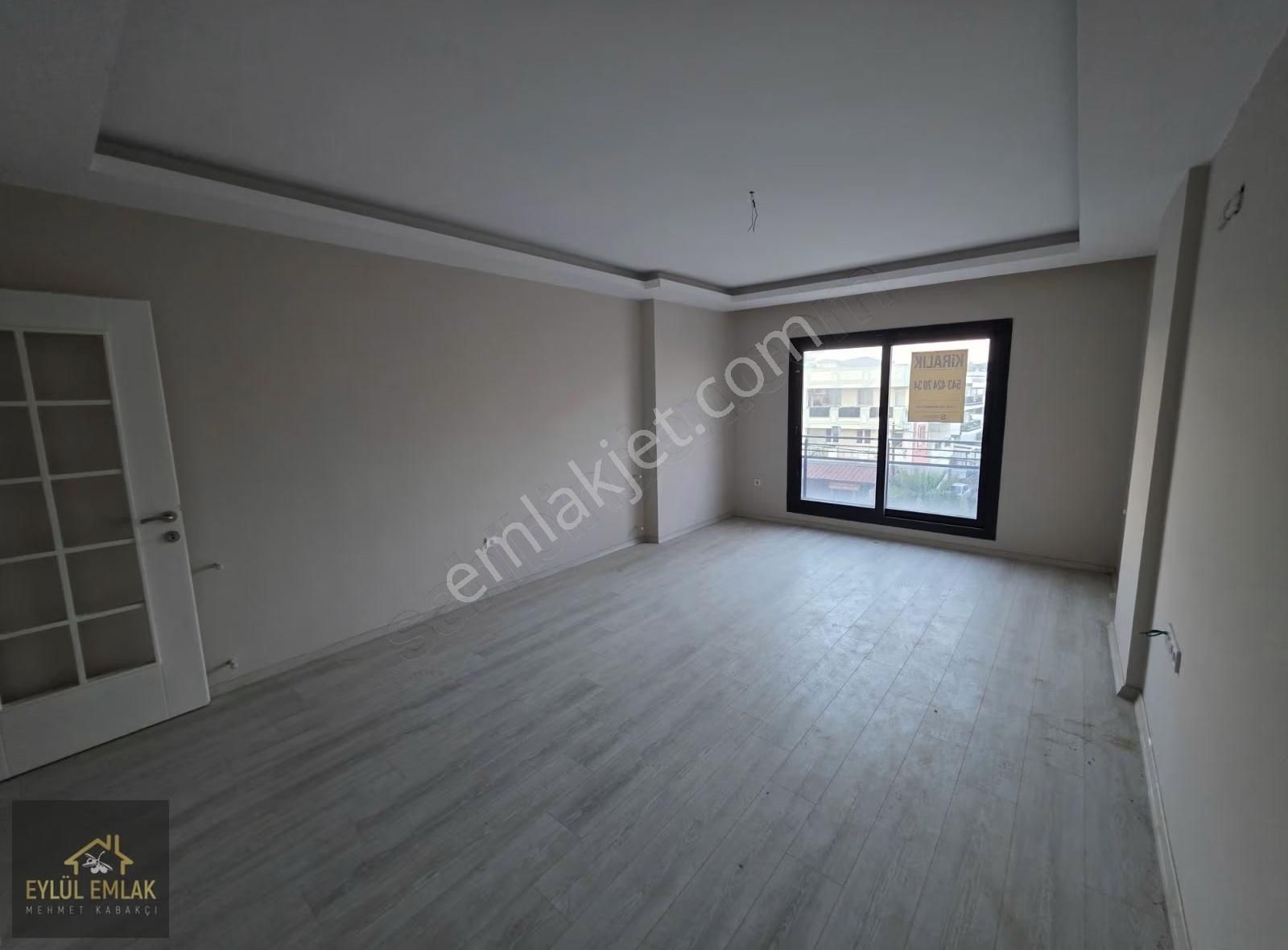 Mumcular Ana Cadde Üzeri Kiralık - Görsel 10