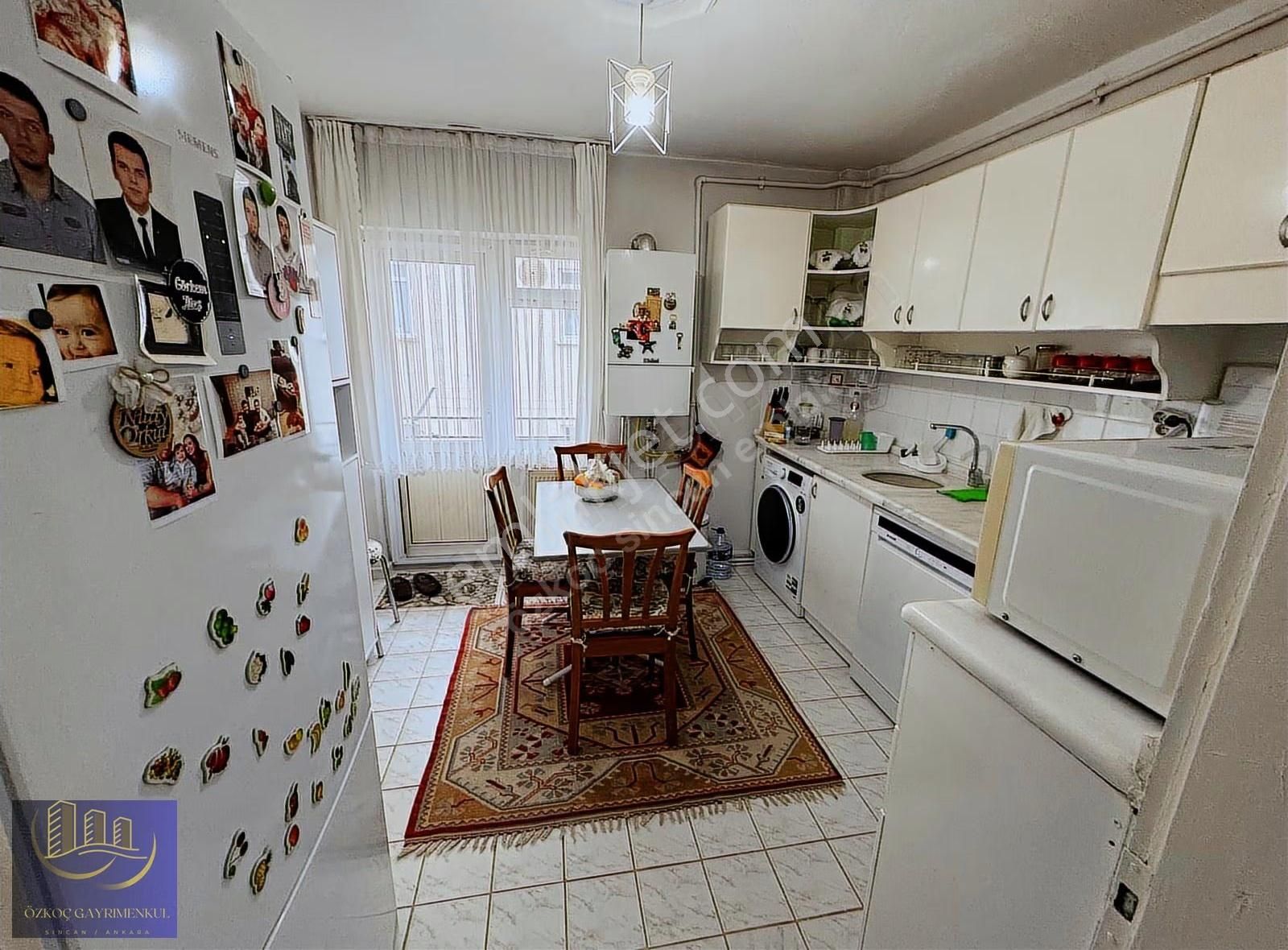 Plevne'de 3+1 Arakat Full+full Yapılı Merkezi Konum Çift Balkon - Görsel 11