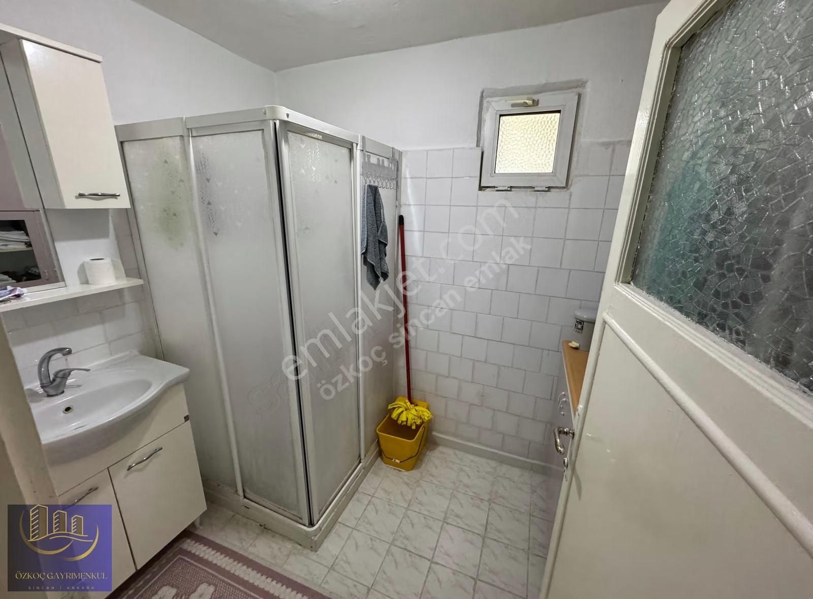 Plevne'de 3+1 Arakat Full+full Yapılı Merkezi Konum Çift Balkon - Görsel 33