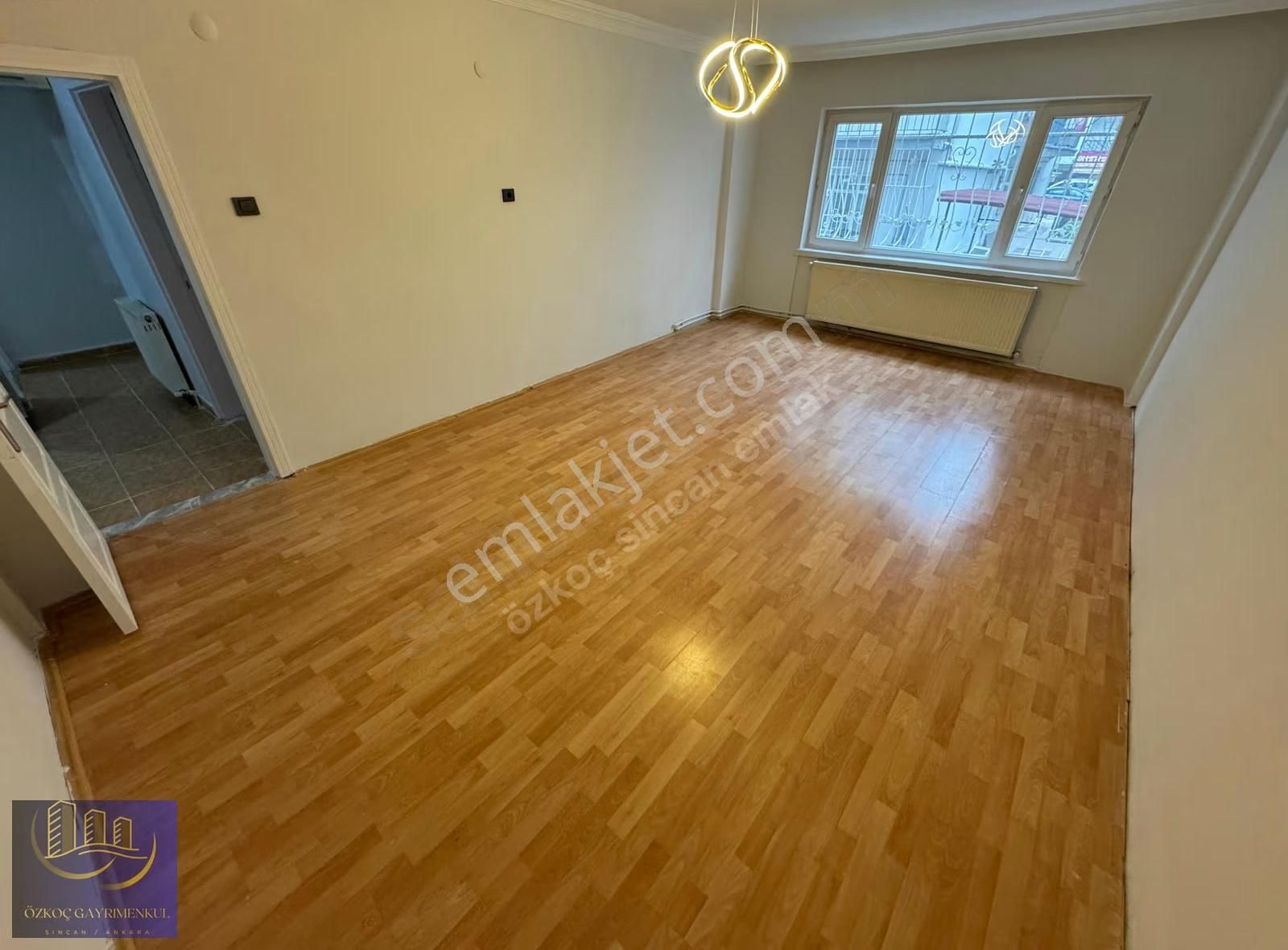 Akşemsettin'de 3+1 Bağımsız Salon Yapılı Geniş Metraj