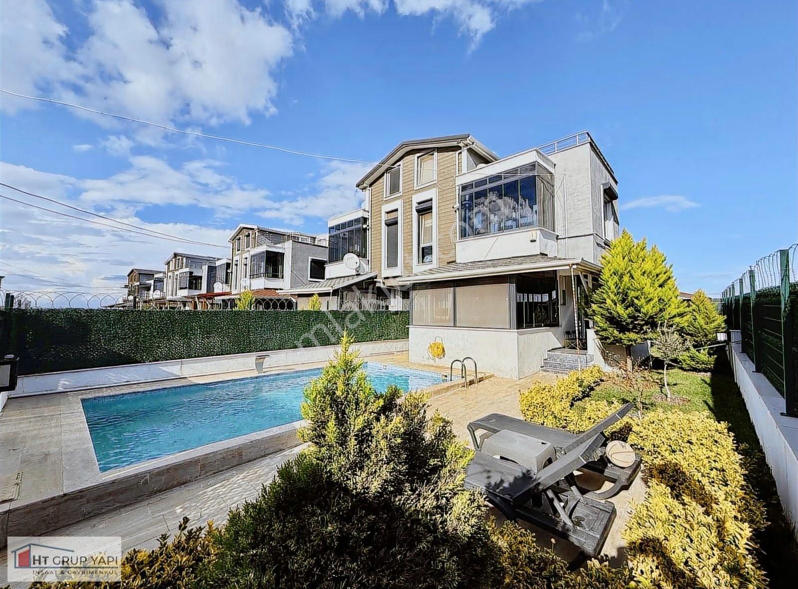 ▃▅▇ht Grup▇▅▃havuzlu Kurulu Düzen Oturuma Hazır İskanlı Villa