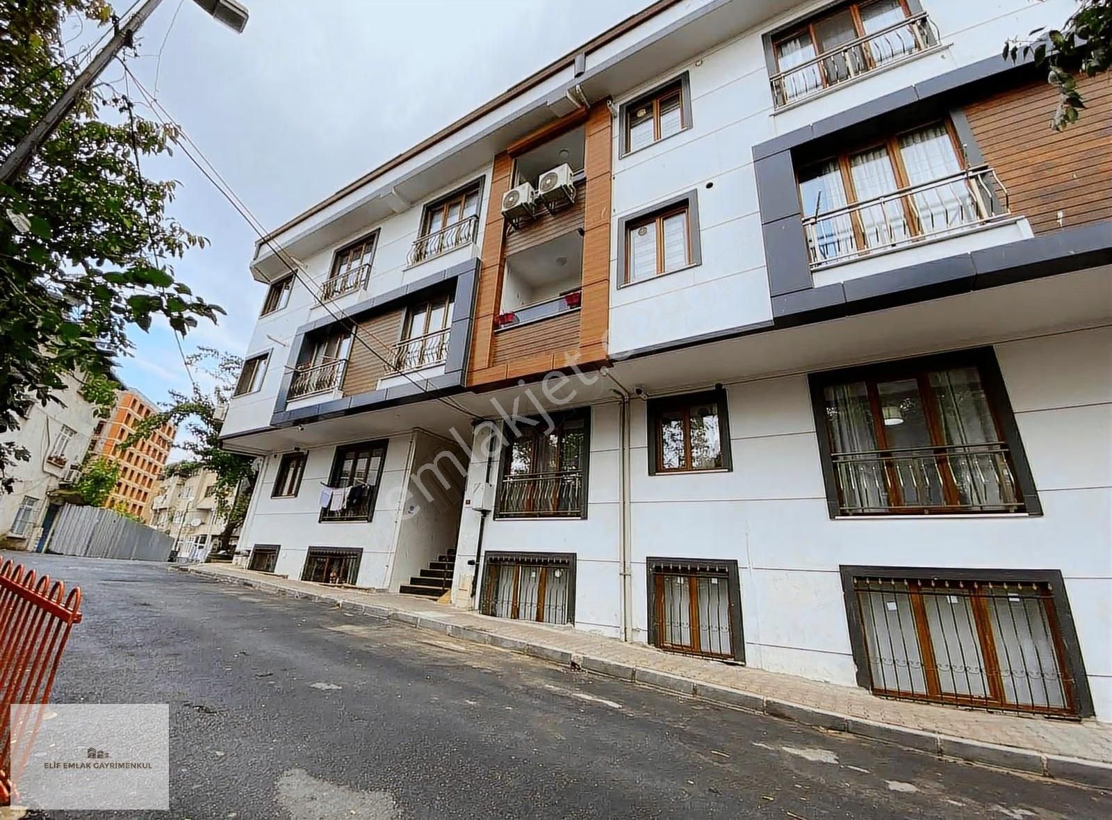 Elif Emlaktan Kiralık 3+1 Dubleks Daire