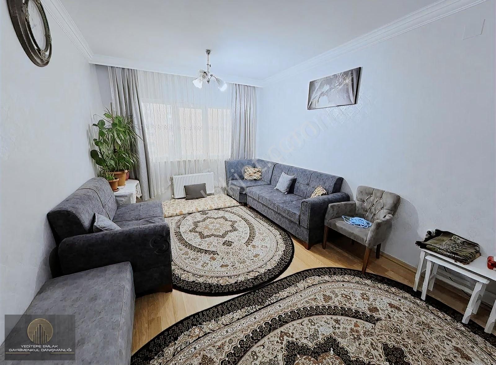 Yeditepe Emlak'tan Mükemmel Konumda Daire !!!!!!!!!!!