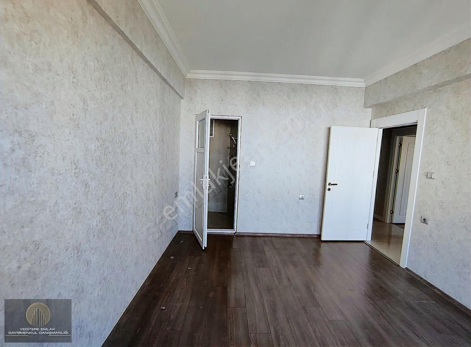 Yeditepe Emlak'tan Kaliteli Ve Geniş Yapılı 3+1! - Görsel 2