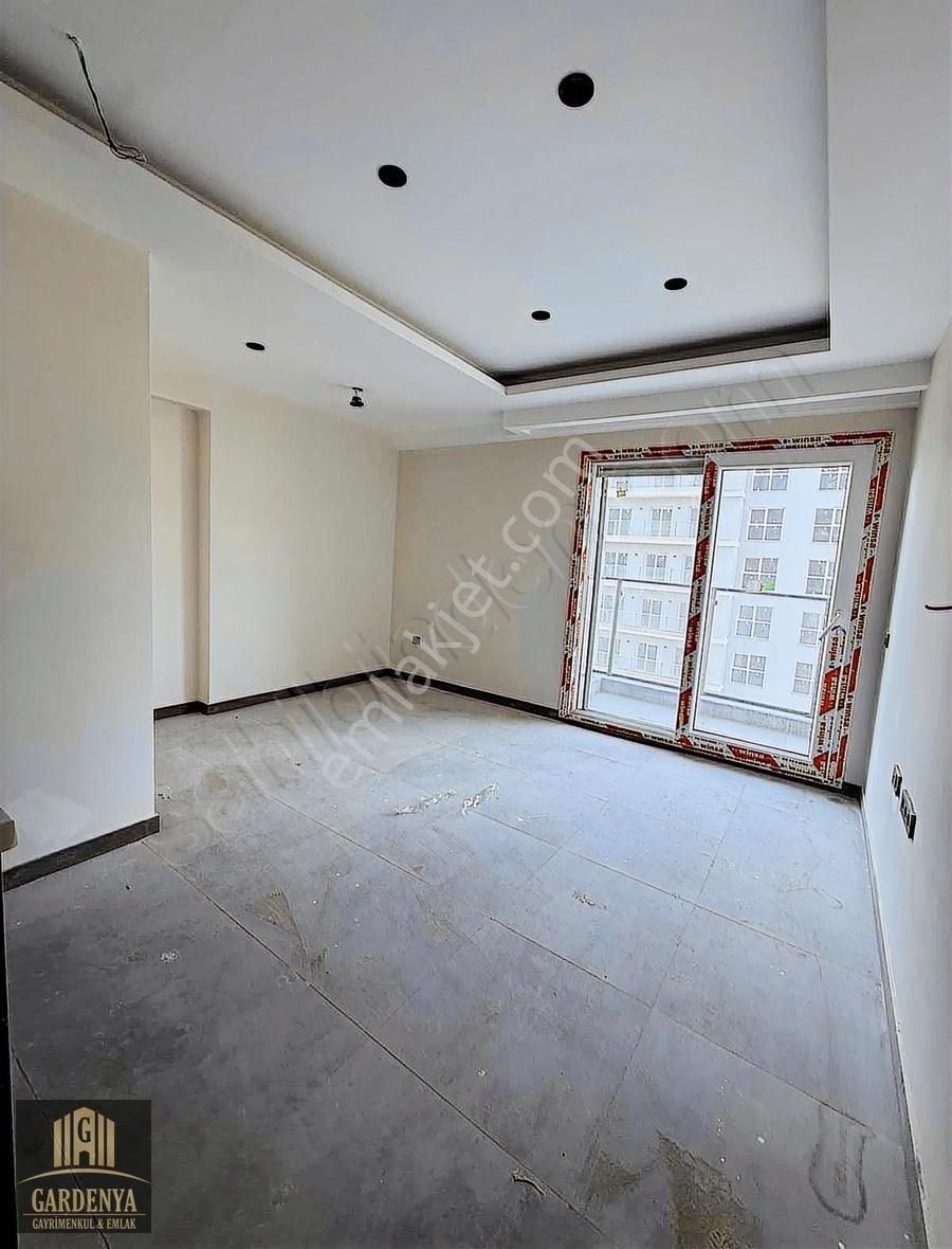 Havuzlu Site De Sıfır Ara Kat 1+1 Daire - Görsel 7