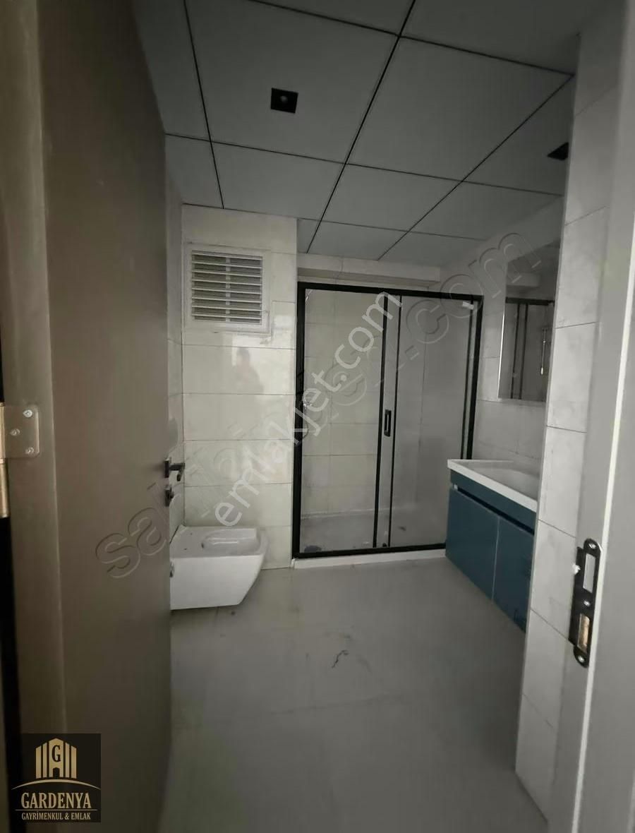 Havuzlu Site De Sıfır Ara Kat 1+1 Daire - Görsel 8