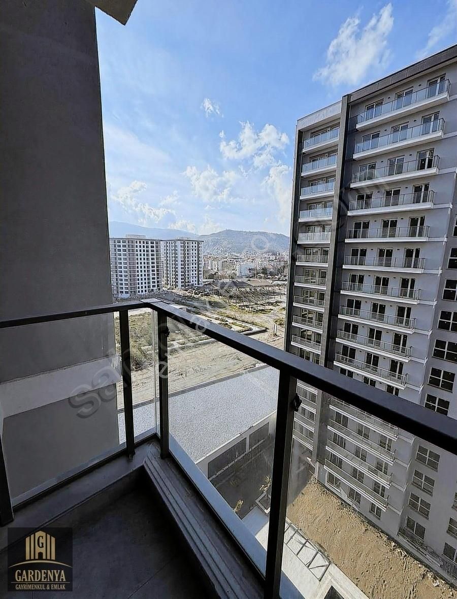 Havuzlu Site De Sıfır Ara Kat 1+1 Daire - Görsel 6