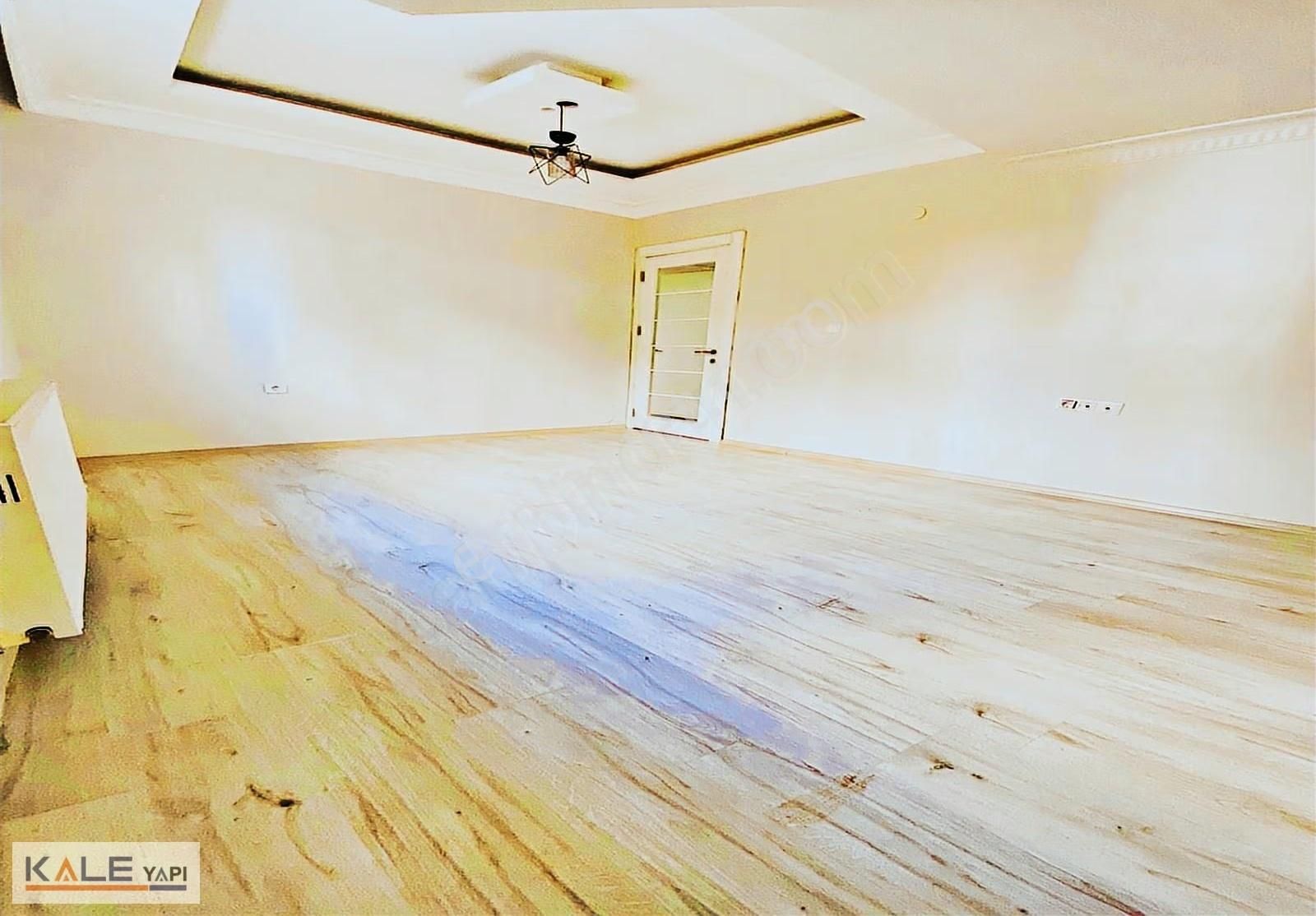 Bahçeşehir Lokasyonlu Yatırıma Ve Oturuma Uygun Fırsat 2+1 Daire - Görsel 16