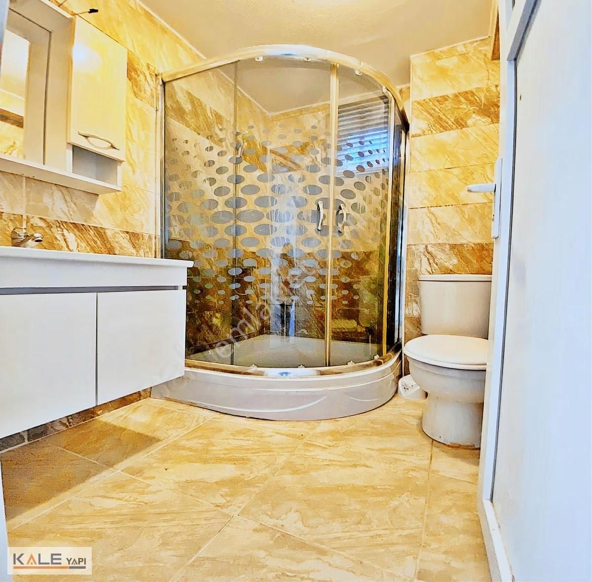 Bahçeşehir Lokasyonlu Yatırıma Ve Oturuma Uygun Fırsat 2+1 Daire