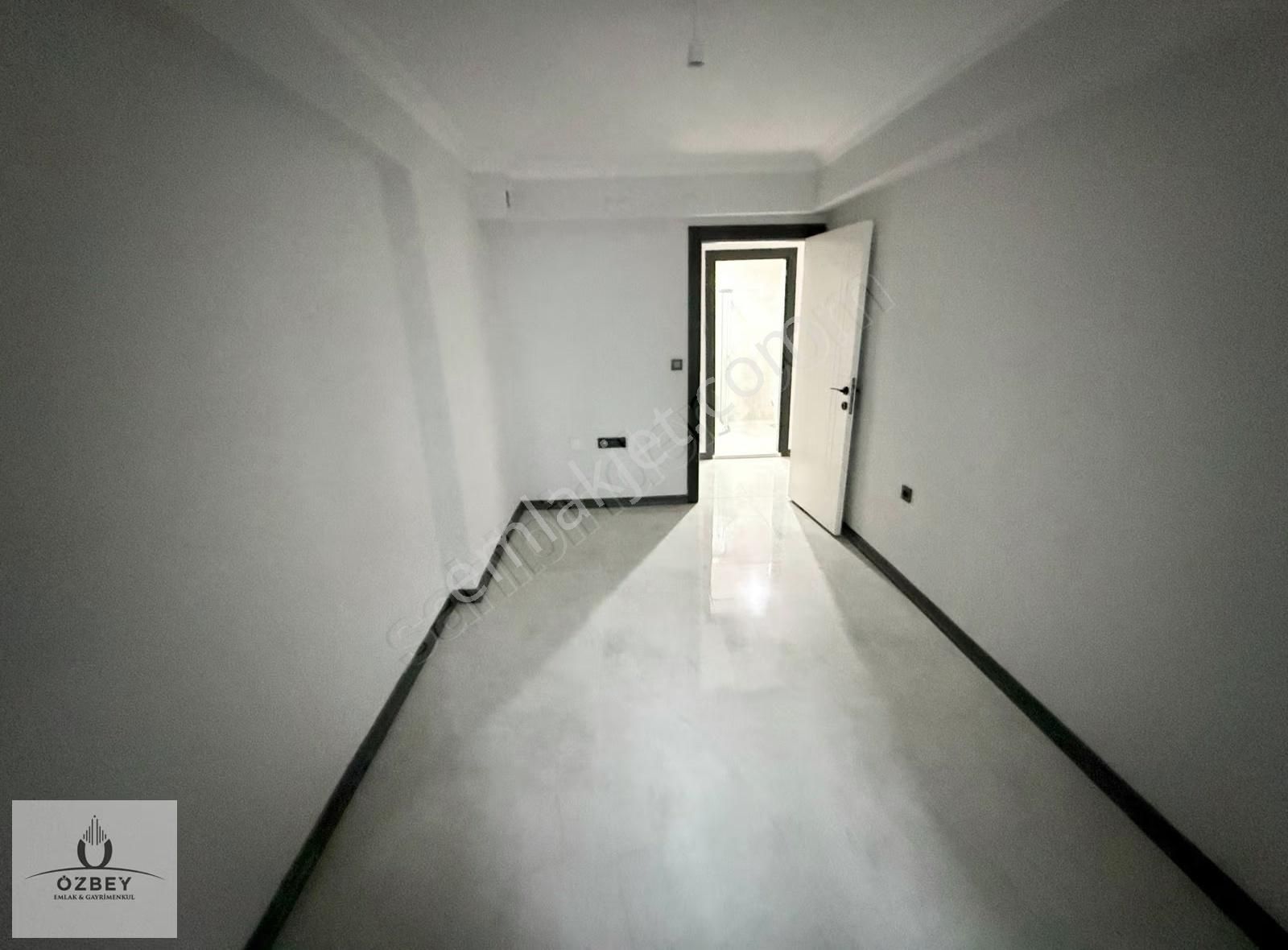 Özbey Emlaktan Vergi Dairesi Yakını Yerden Isıtma Kiralık 3+1 - Görsel 24