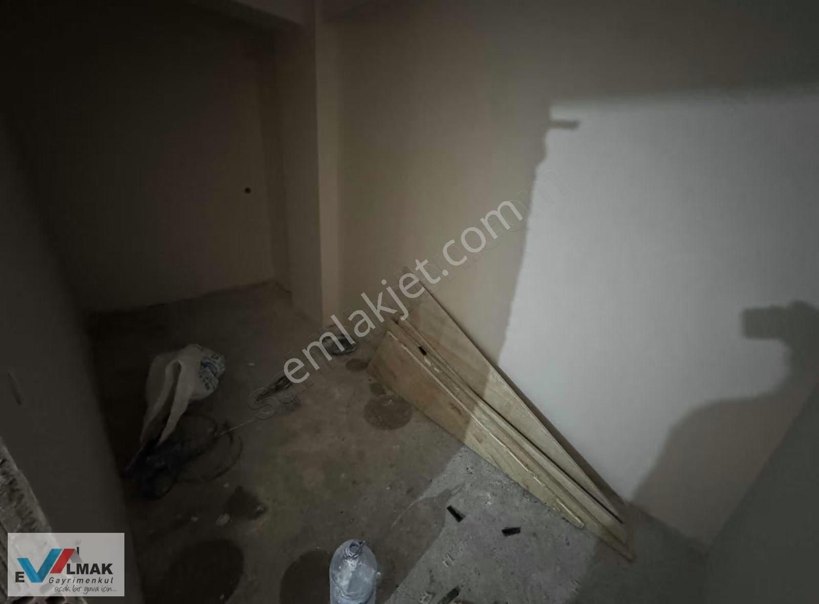 Evalmak'tan Söğütlüçeşme Mah.de Satılık 3+1 Otoparklı Arakat - Görsel 20