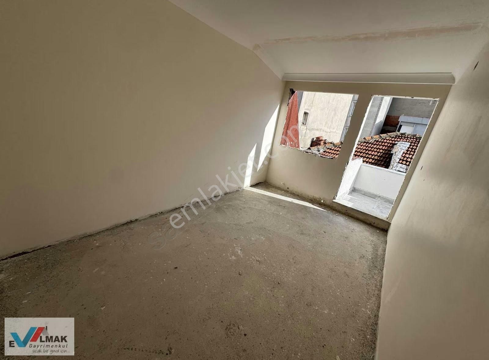 Evalmak'tan Söğütlüçeşme Mah.de Satılık 3+1 Otoparklı Teras Katı - Görsel 12