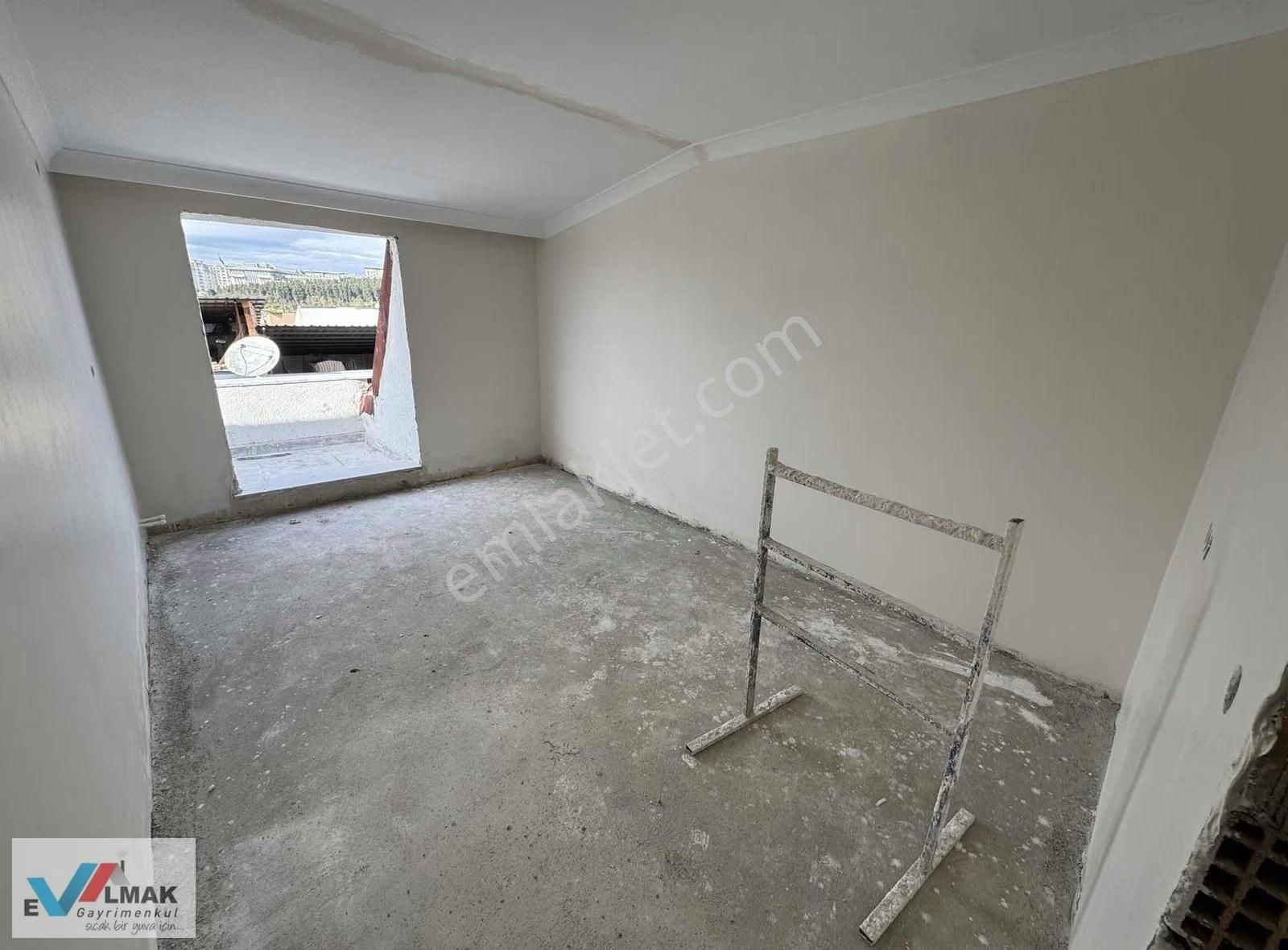 Evalmak'tan Söğütlüçeşme Mah.de Satılık 3+1 Otoparklı Teras Katı