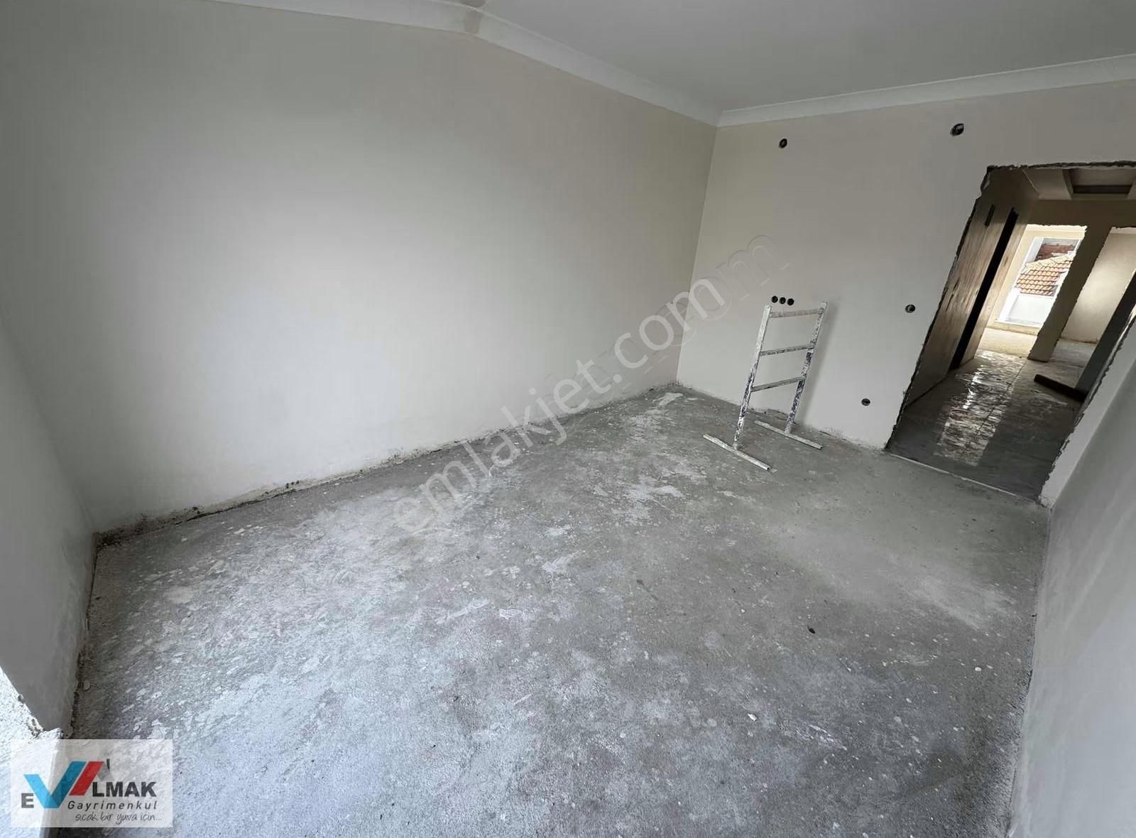 Evalmak'tan Söğütlüçeşme Mah.de Satılık 3+1 Otoparklı Teras Katı - Görsel 11