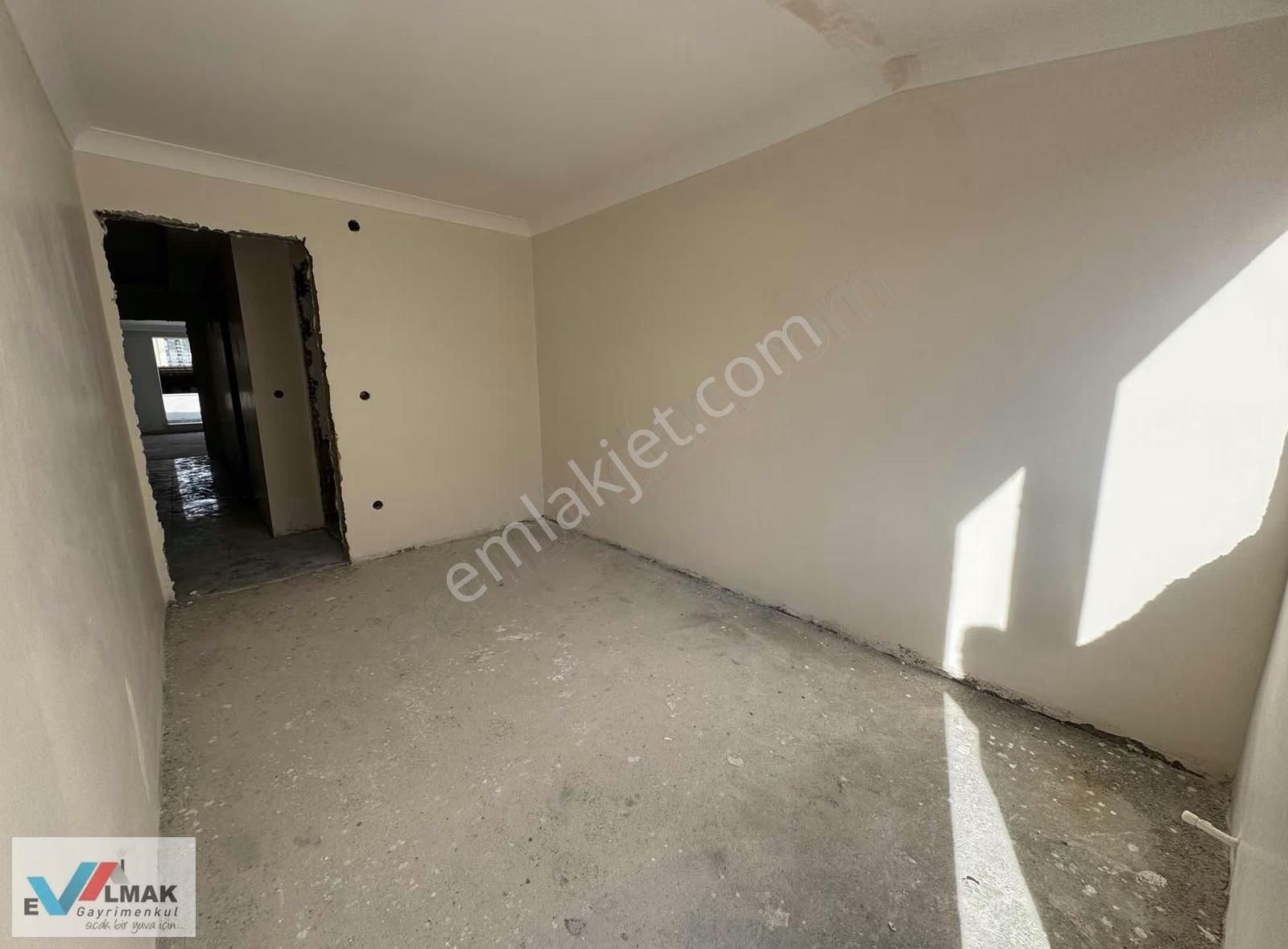 Evalmak'tan Söğütlüçeşme Mah.de Satılık 3+1 Otoparklı Teras Katı - Görsel 23