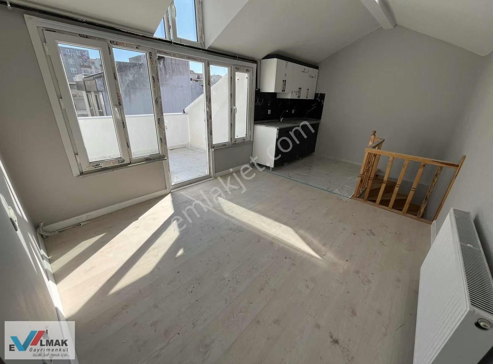 Evalmak'tan Söğütlüçeşme Mah.de Satılık 5+2(160m2) Dubleks Daire - Görsel 5