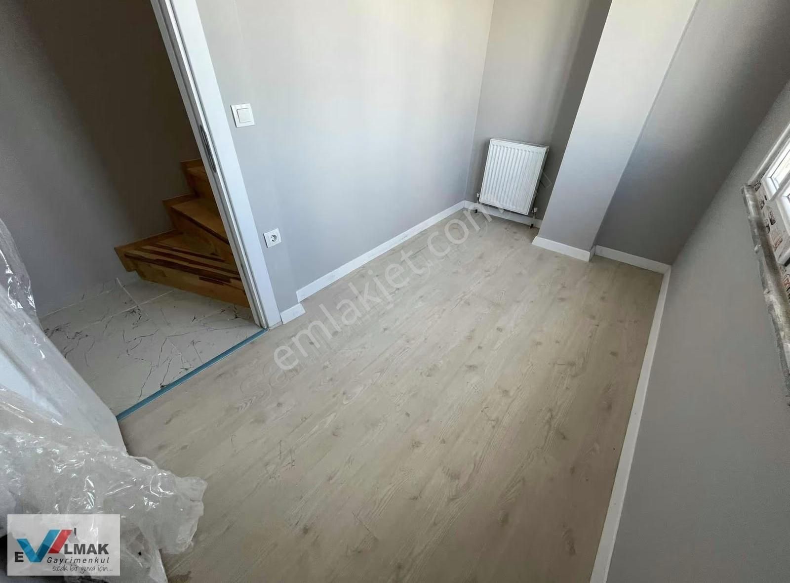 Evalmak'tan Söğütlüçeşme Mah.de Satılık 5+2(160m2) Dubleks Daire - Görsel 25