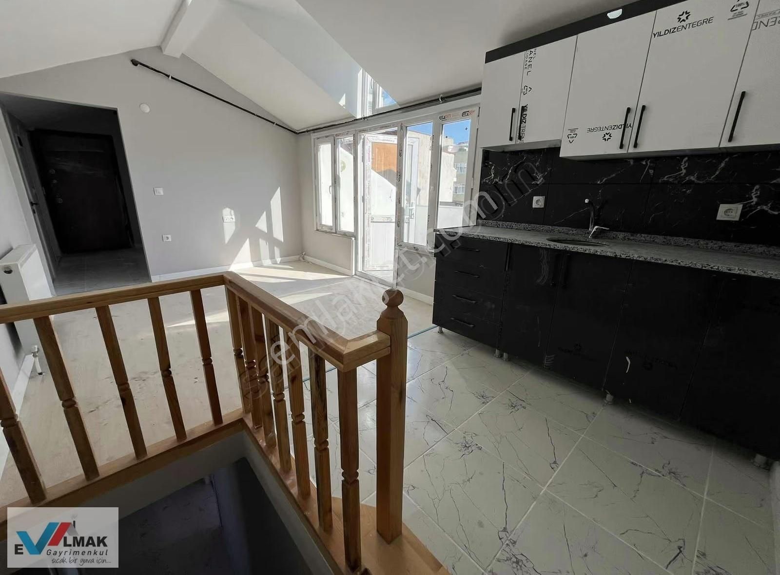 Evalmak'tan Söğütlüçeşme Mah.de Satılık 5+2(160m2) Dubleks Daire - Görsel 27