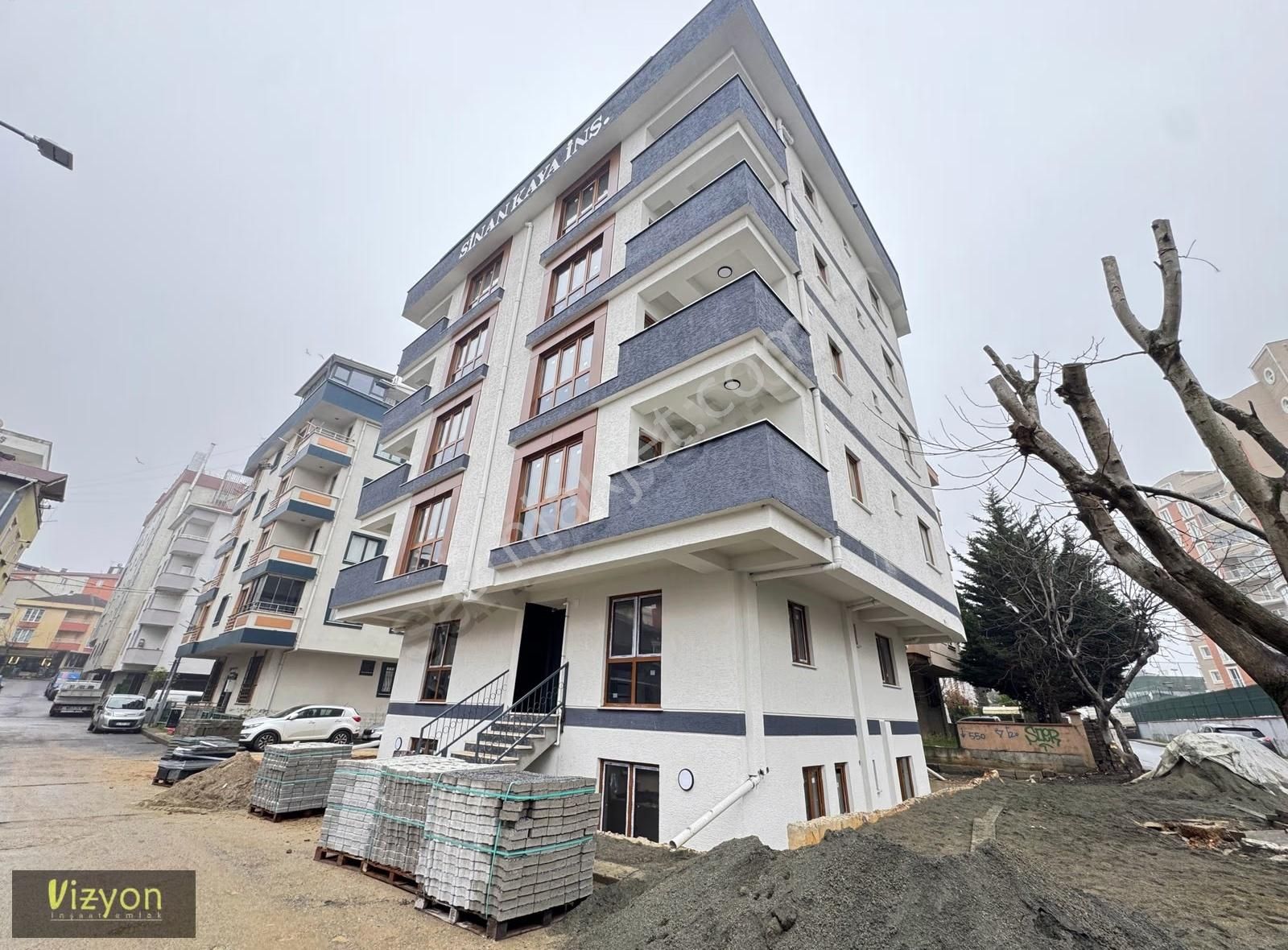 Bölgenin En Güzel Konumunda Satılık 2+1 Arakat Daire