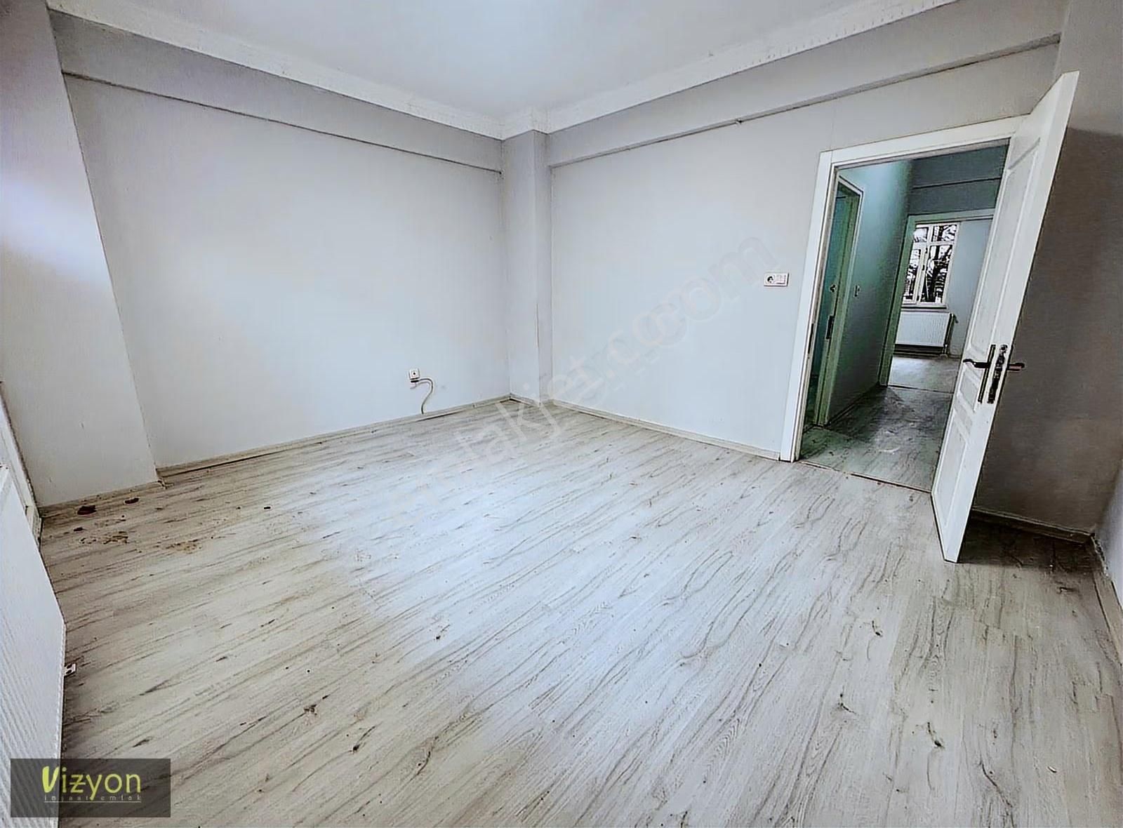 Kirazlıdere Mahallesinde İçerisi Yenilenmiş Kiralık 3+1 Daire - Görsel 17