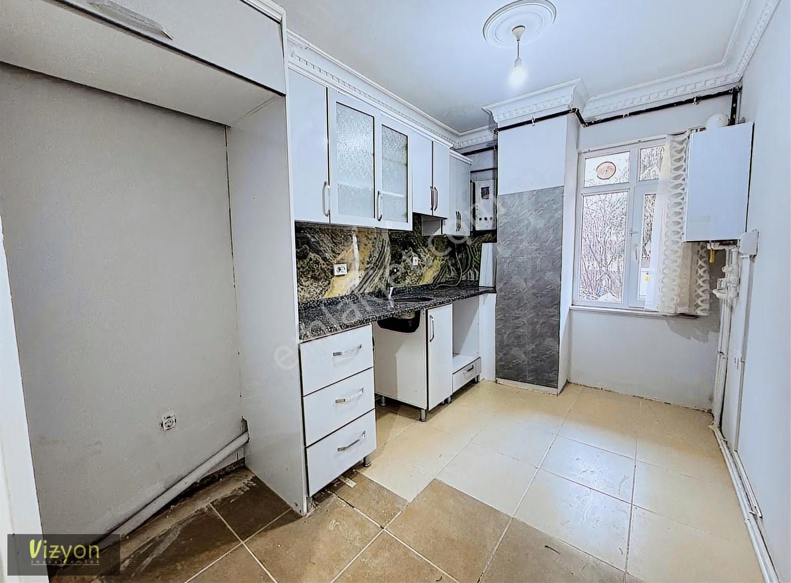 Kirazlıdere Mahallesinde İçerisi Yenilenmiş Kiralık 3+1 Daire - Görsel 6