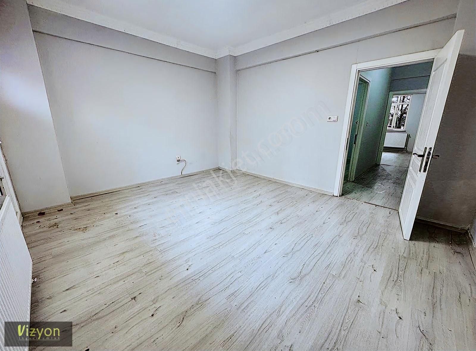Kirazlıdere Mahallesinde İçerisi Yenilenmiş Kiralık 3+1 Daire - Görsel 11