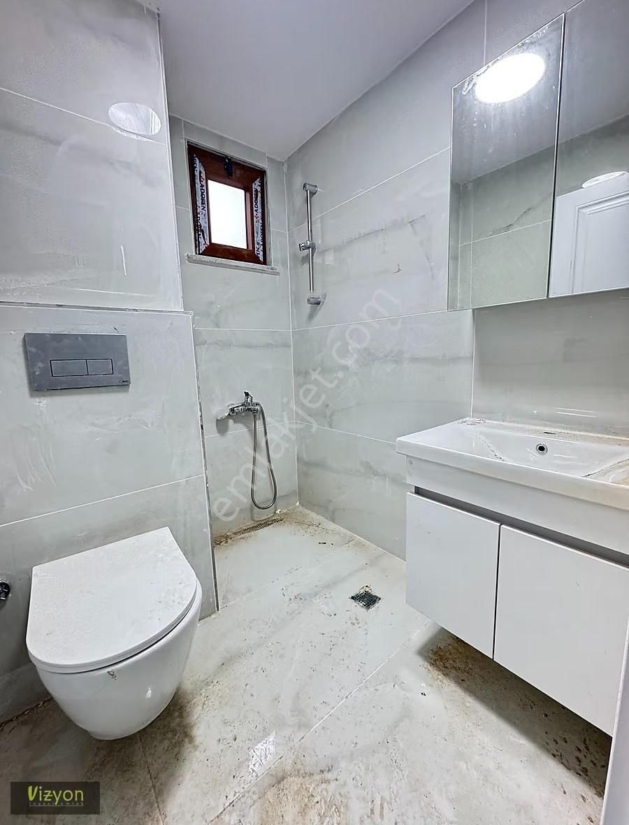 Metroya Yürüme Mesafesinde Satılık 1+1 Daire Mutfak Ayrı - Görsel 2