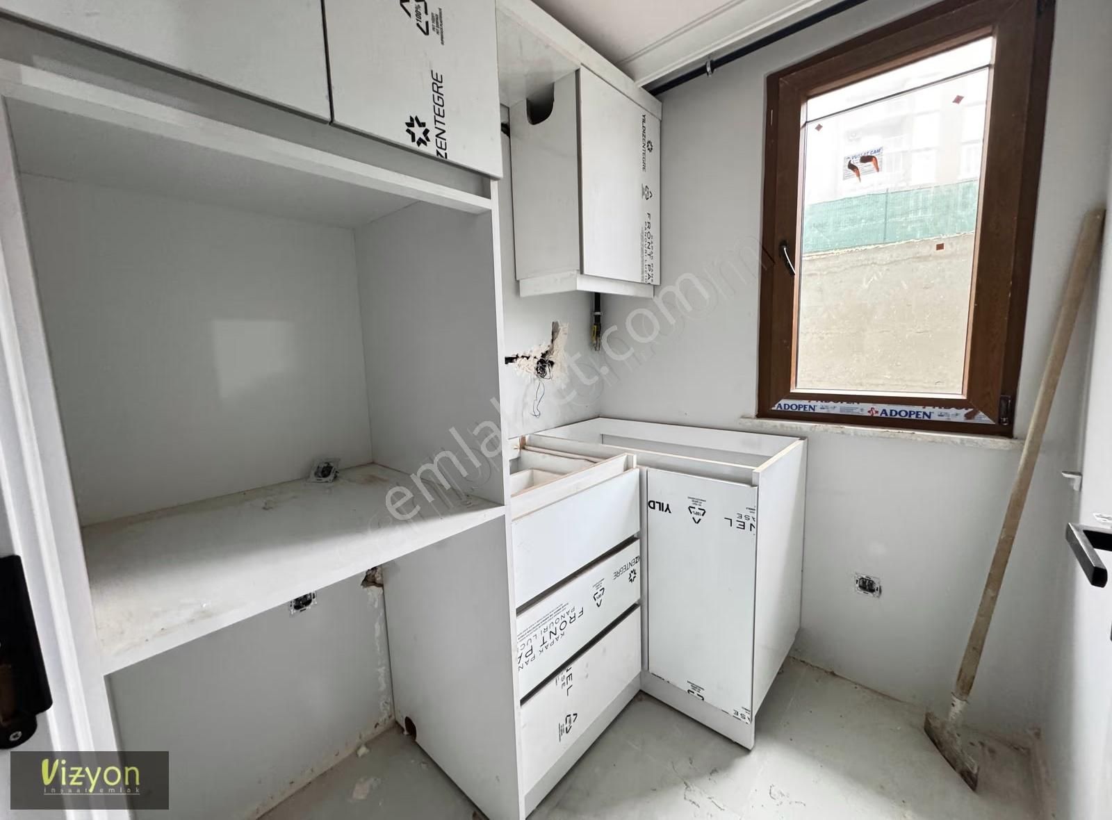 Metroya Yürüme Mesafesinde Satılık 1+1 Daire Mutfak Ayrı - Görsel 13