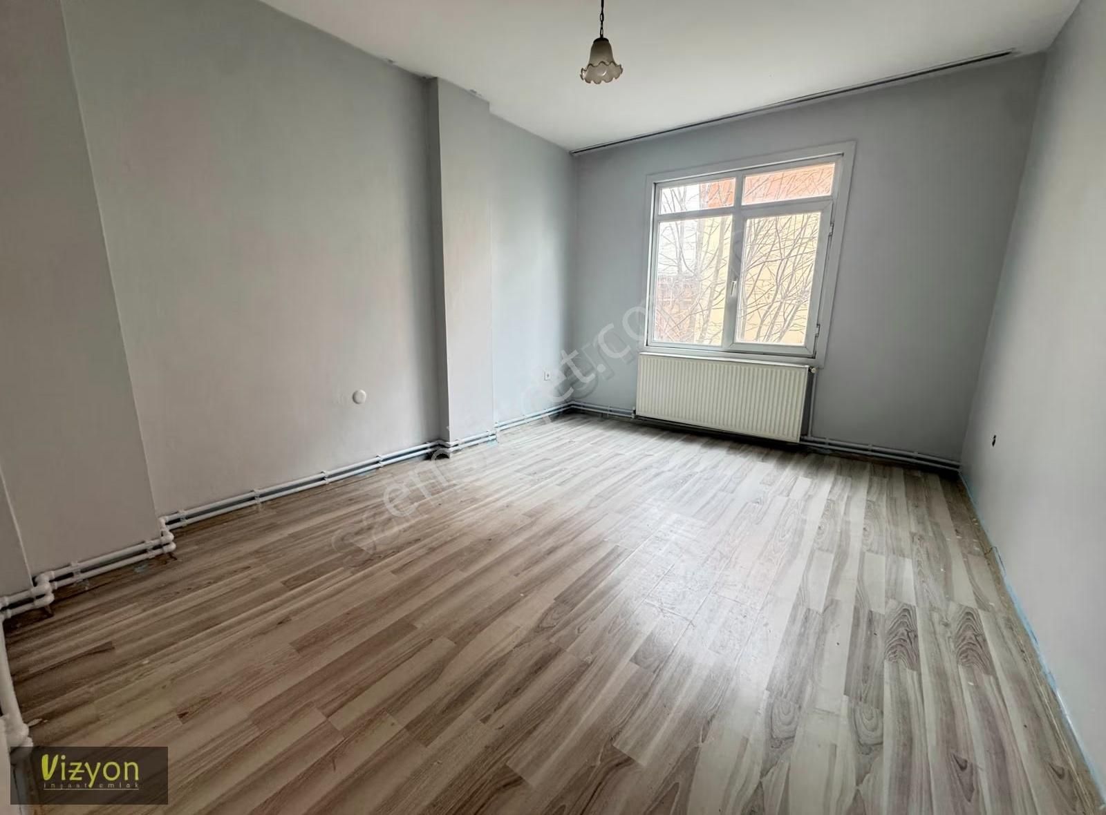 Çekmeköy Soğukpınar Mahallesinde Arakat 2+1 Kiralık Daire - Görsel 23