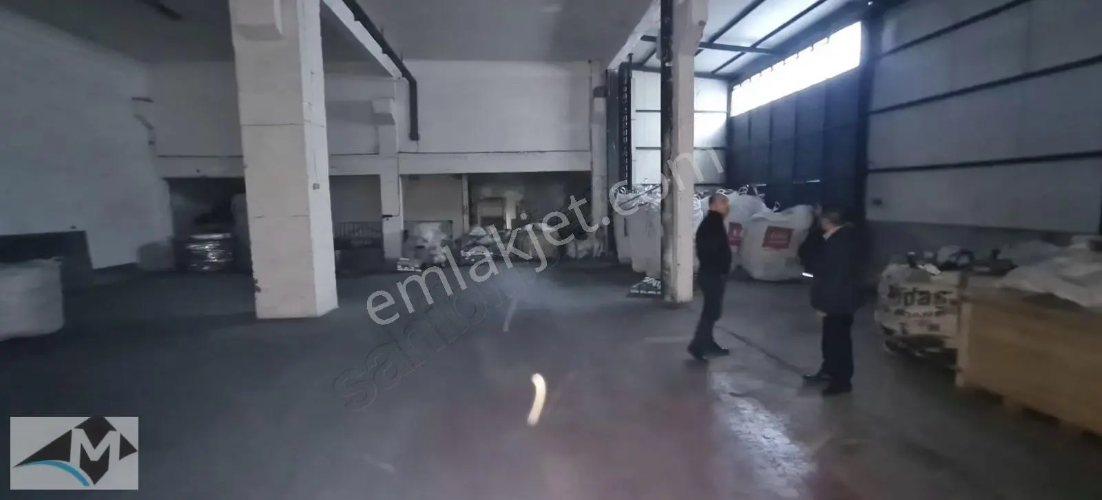 İkitelli Organize Sanayi Bölgesi Çevre Sanayi Sitesinde 900 M2