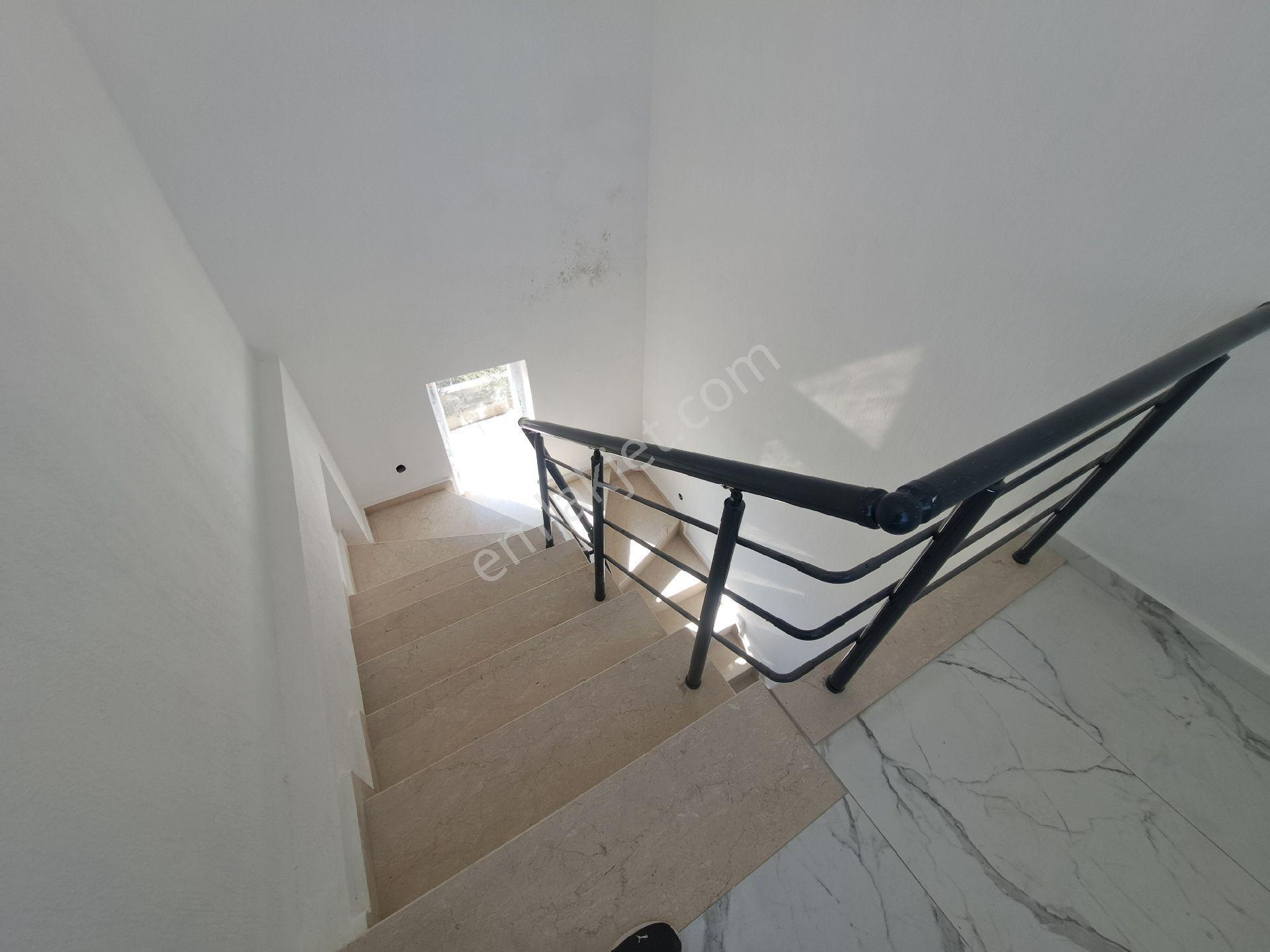 Seferihisar Doğanbey De Satılık Tek Müstakil 2+1 Villa - Görsel 32
