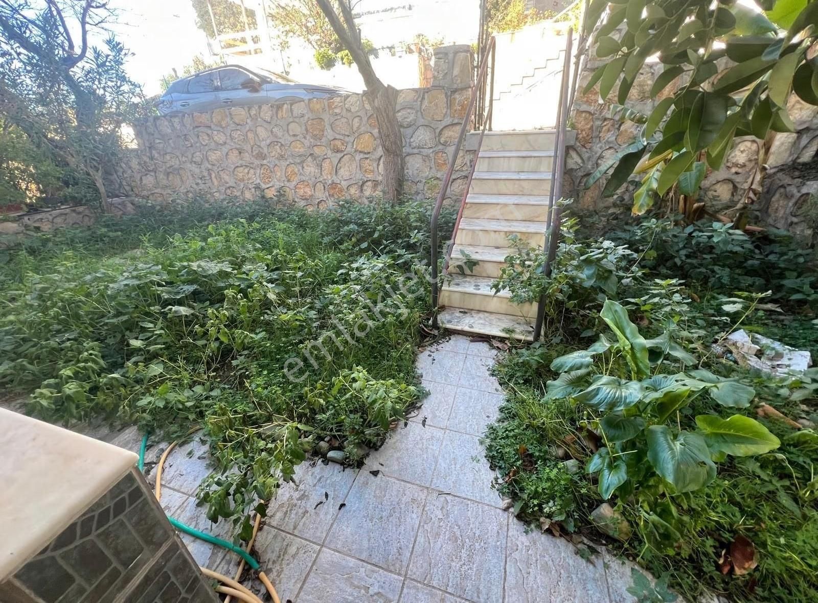 Gümüldür De Satılık 3+1 Deniz Manzaralı Villa - Görsel 21