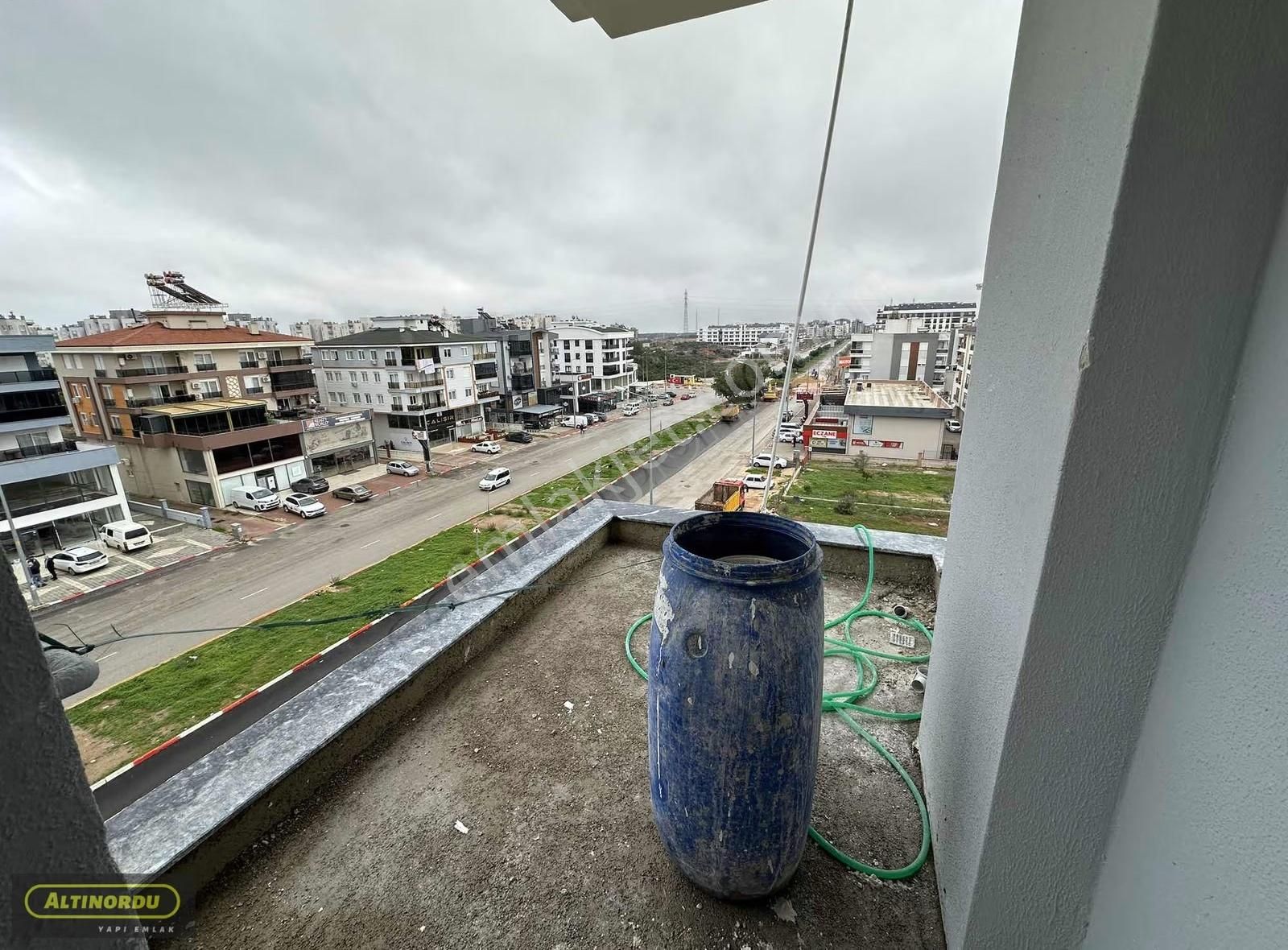 Şehir Hastanesine 5dk Ara Kat Geniş Fırsat Dairesi - Görsel 2