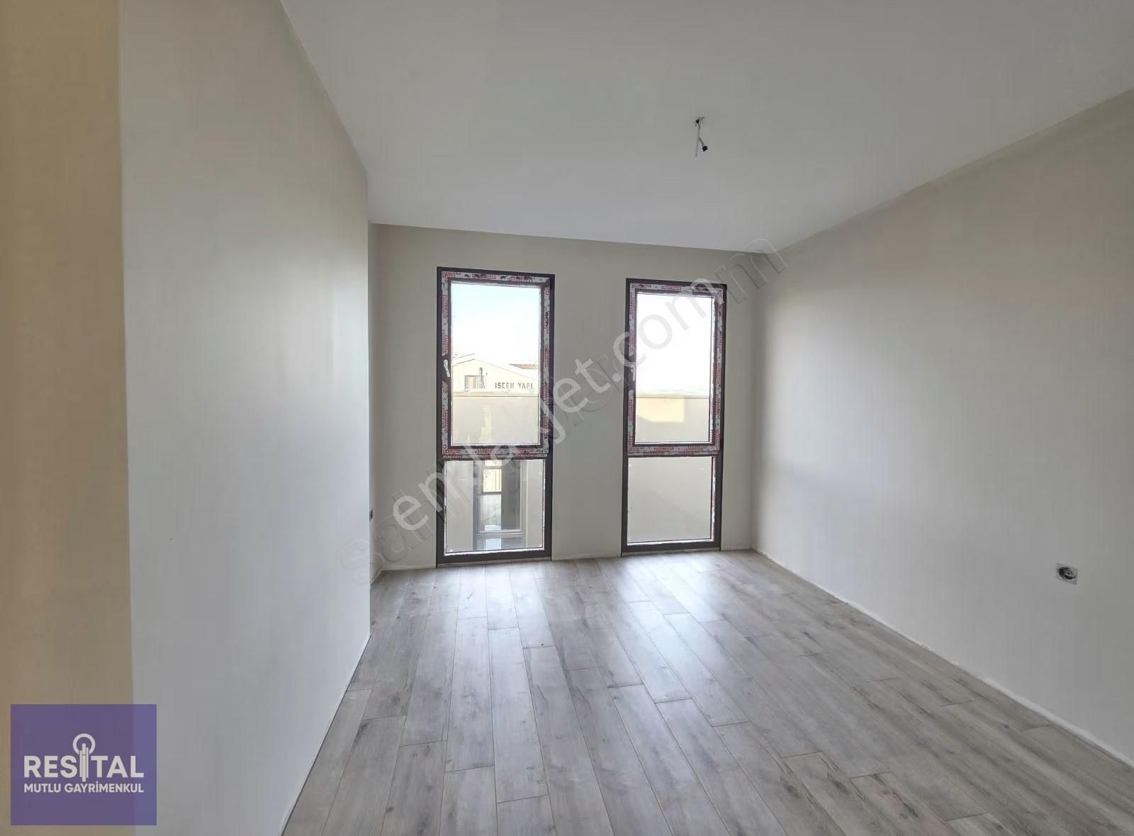 Rs Mutlu Kayapa Da Müstakil 4,5+1 Geniş Bahçeli Sıfır Lüks Villa - Görsel 13