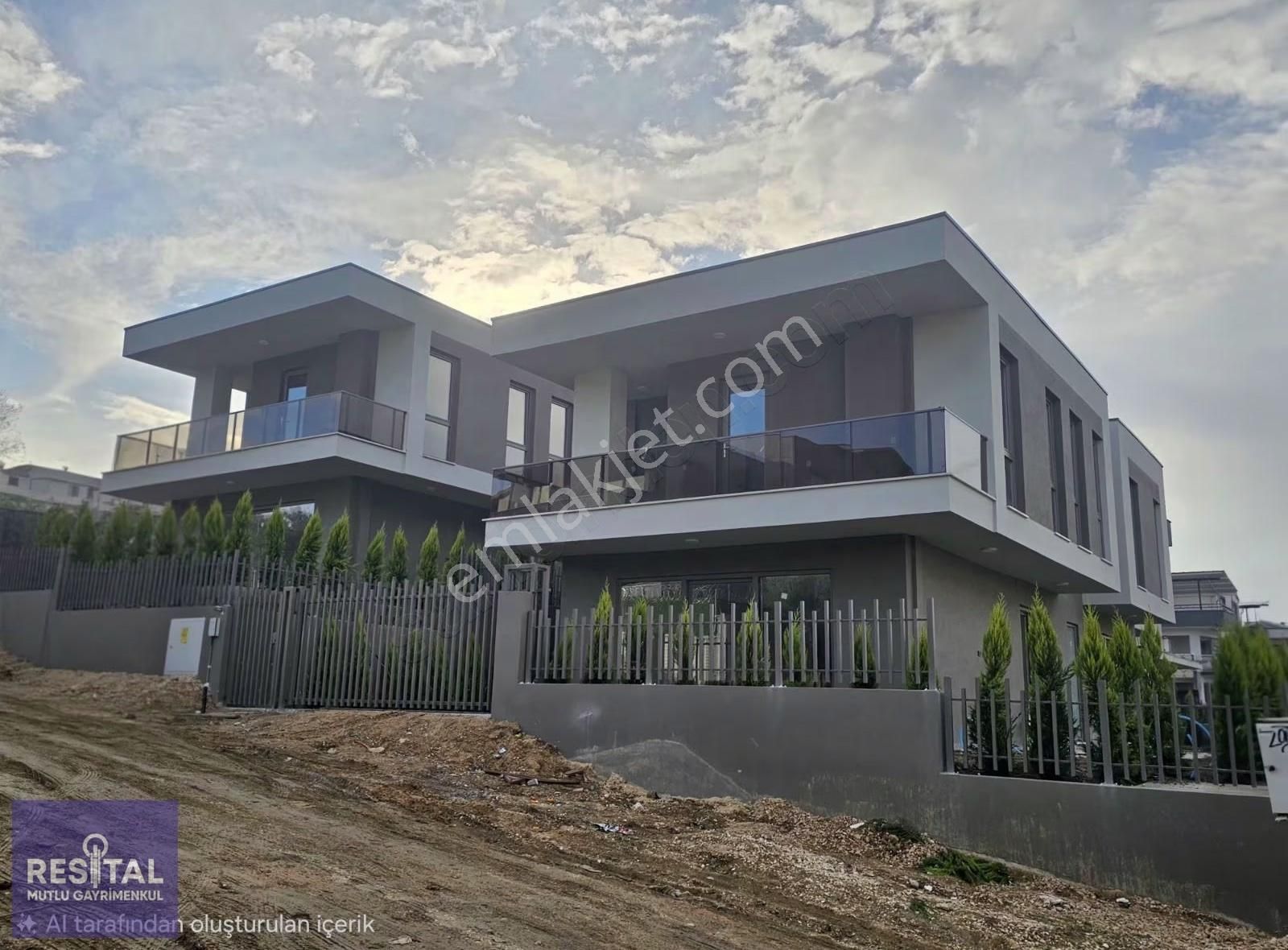 Rs Mutlu Kayapa Da Müstakil 4,5+1 Geniş Bahçeli Sıfır Lüks Villa - Görsel 16