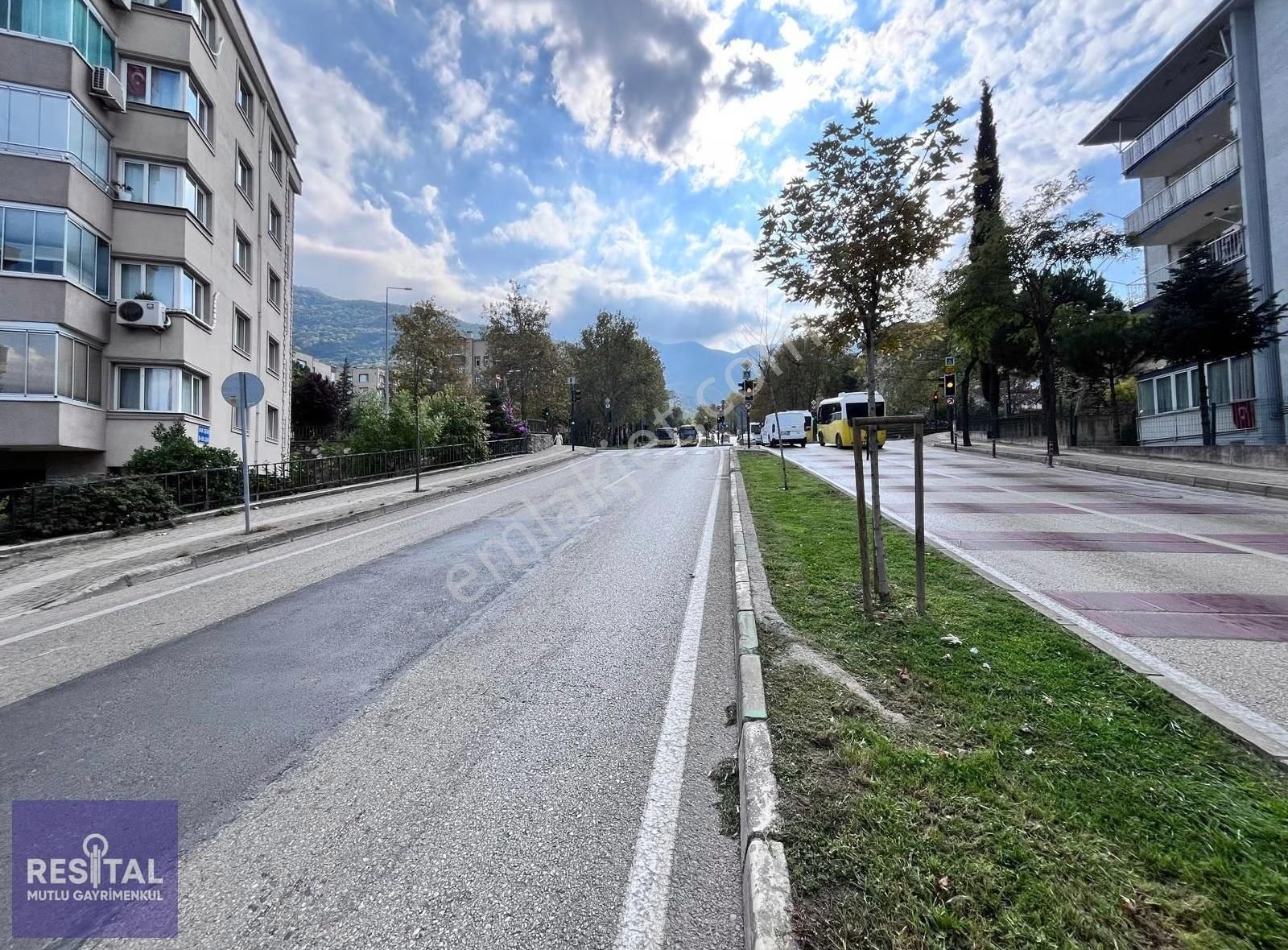 Rs Mutludan Şevket Yılmaz Hastanesinin Üstünde Site İçi 3+1 - Görsel 13