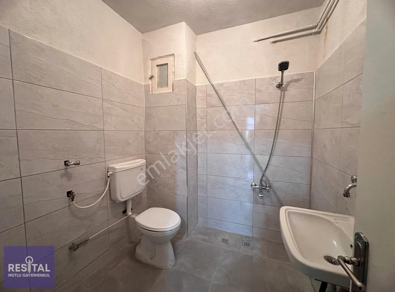 Rs Mutlu Görükle Göçmen Konutlarında Bakımlı Kiralık 2+1 Daire - Görsel 3