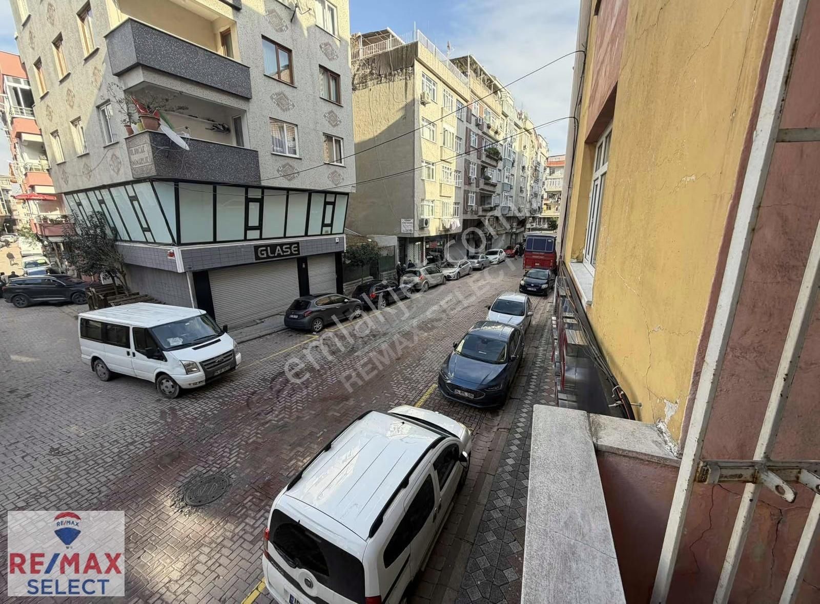 Remax Ozan Tandoğan 2+1 Kiralık Eşyalı - Görsel 9