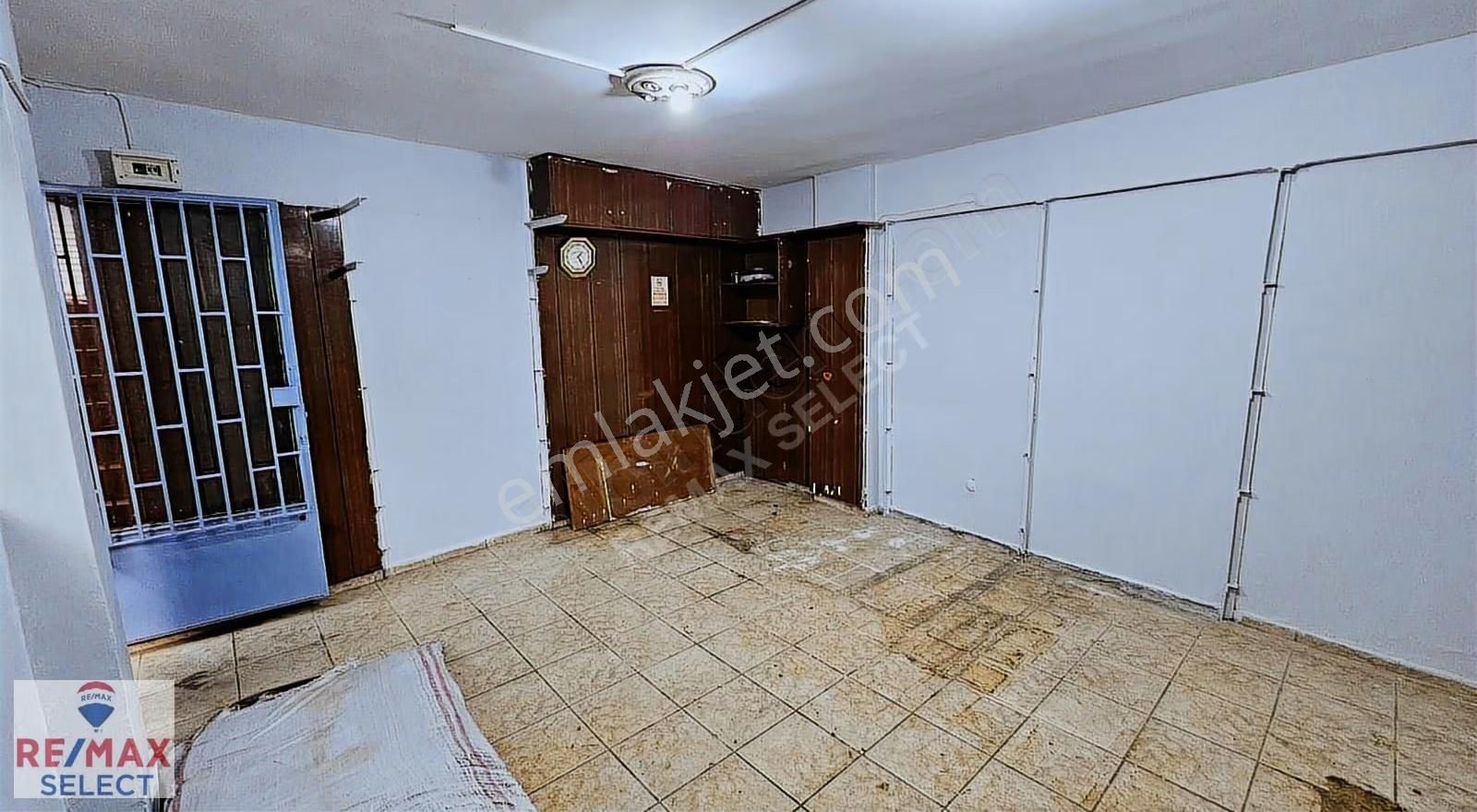 Beyazıt Gedikpaşa Da İş Hanı İçerisinde Kiralık Dükkan - Görsel 8
